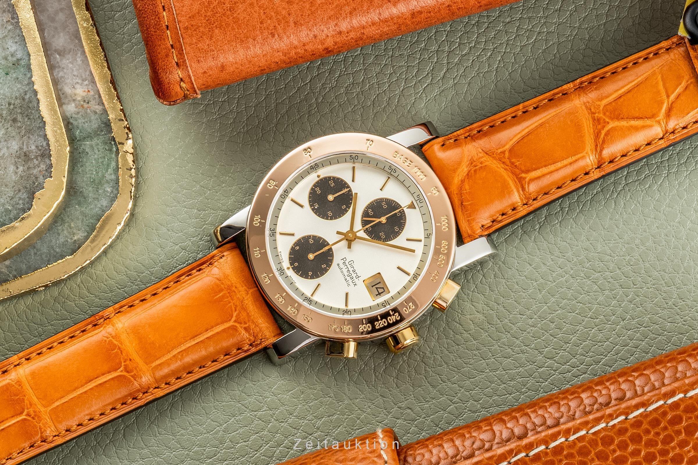 Girard Perregaux 7000 chronograph steel / gold automatic men's watch 7000 GBM  [2400650] - Image 11
