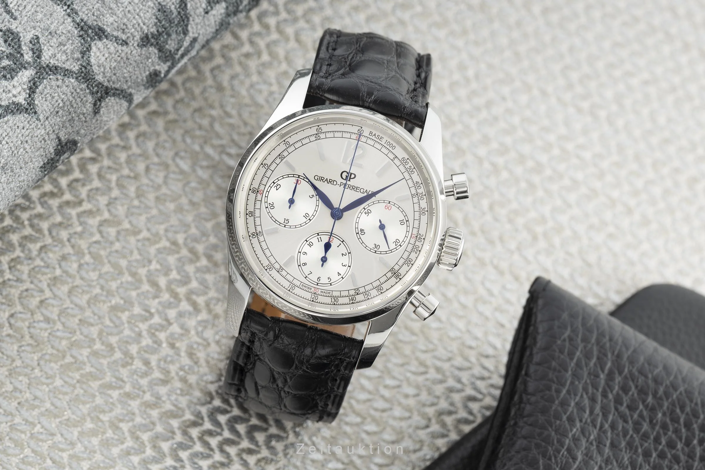 Girard Perregaux chronograph steel automatic men's watch 49480  [2110649] - Image 3