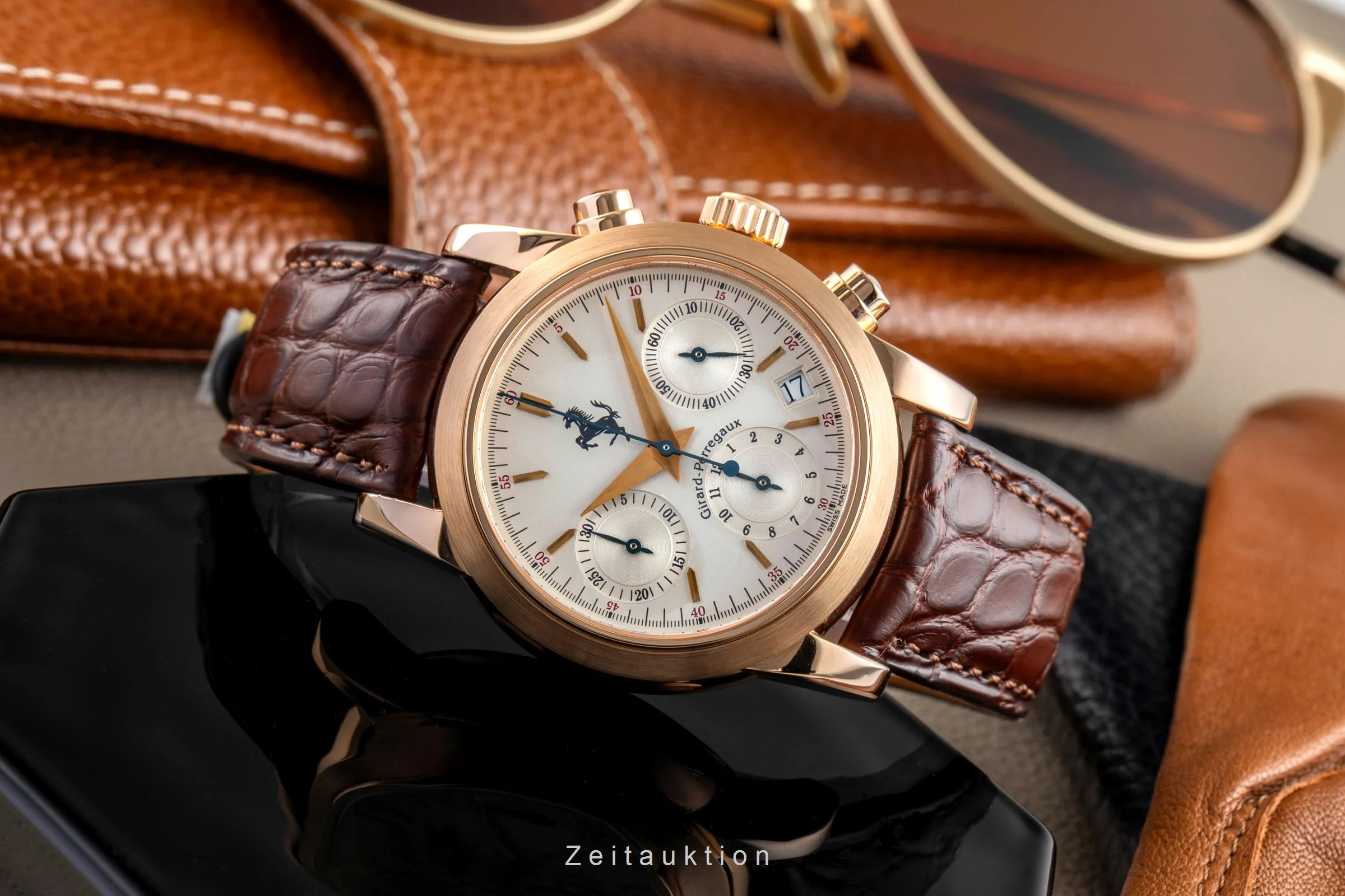 Girard Perregaux Ferrari chronograph 18 ct red gold automatic men's watch 8020  [2503875] - Image 3