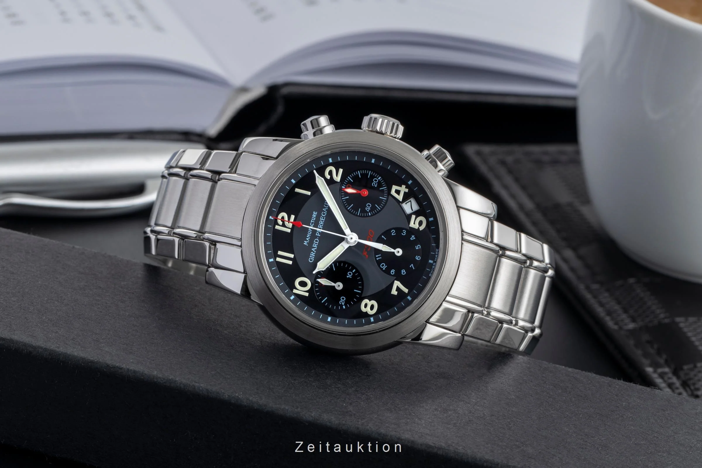 Girard Perregaux Ferrari chronograph steel automatic men's watch 8020  [2503116] - Image 3