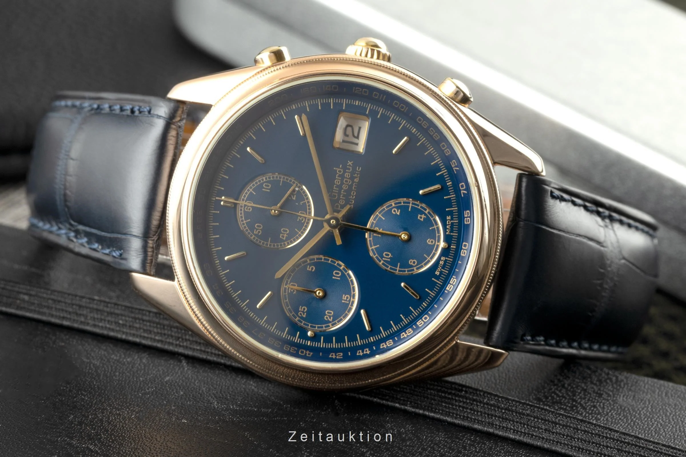 Girard Perregaux Olimpico chronograph 18 ct red gold automatic men's watch 4900  [2110505] - Image 2