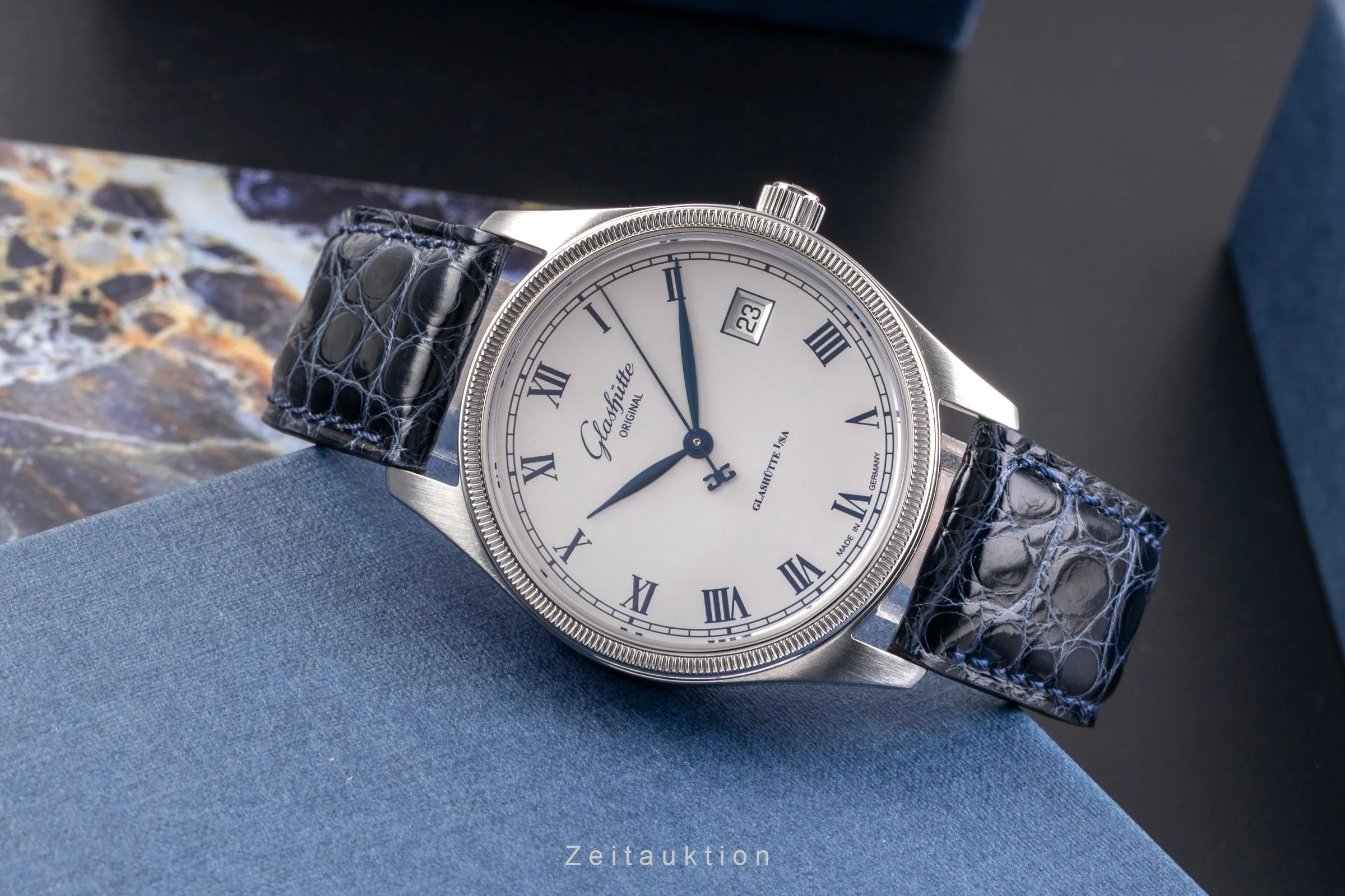 Glashütte Klassik steel automatic men's watch 1-10-33-02-03-04  [2505279] - Image 3