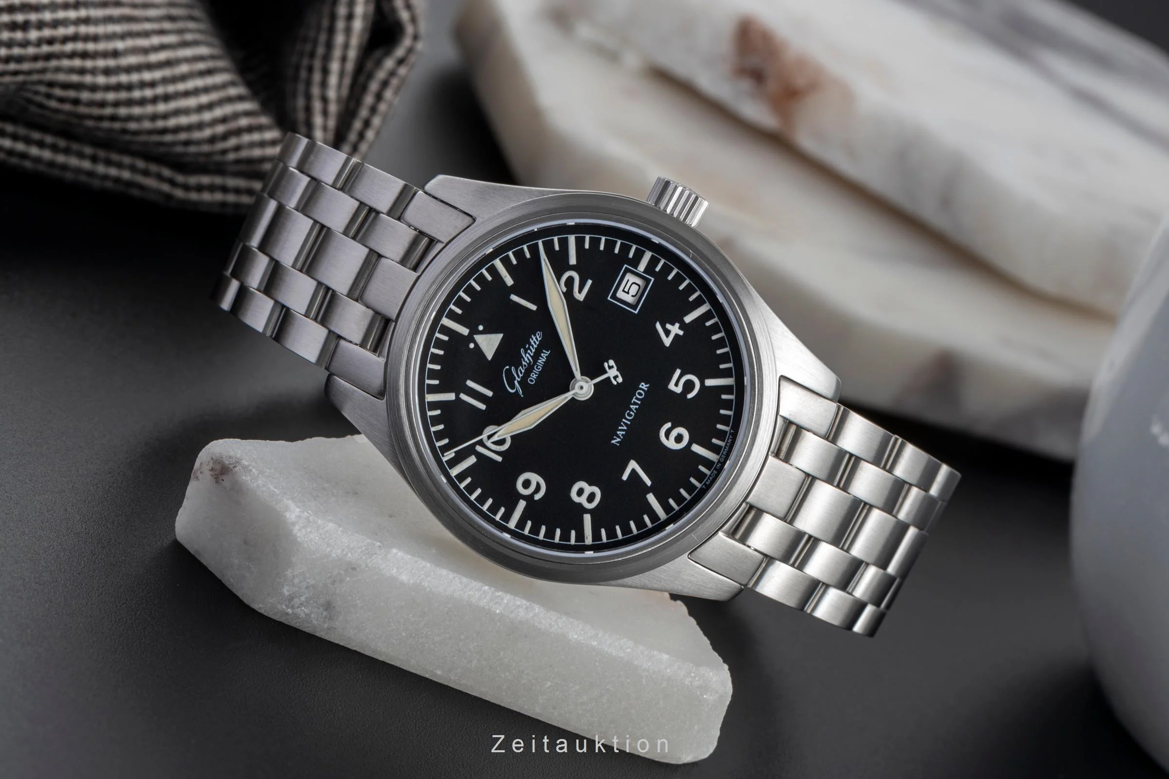 Glashütte Navigator steel automatic men's watch 1-10-33-07-04  [2502209] - Image 3