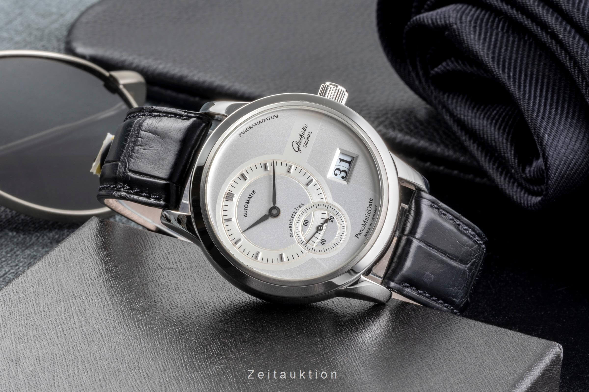 Glashütte PanoMaticDate steel automatic men's watch 90-01-02-02-04  [2502087] - Image 3