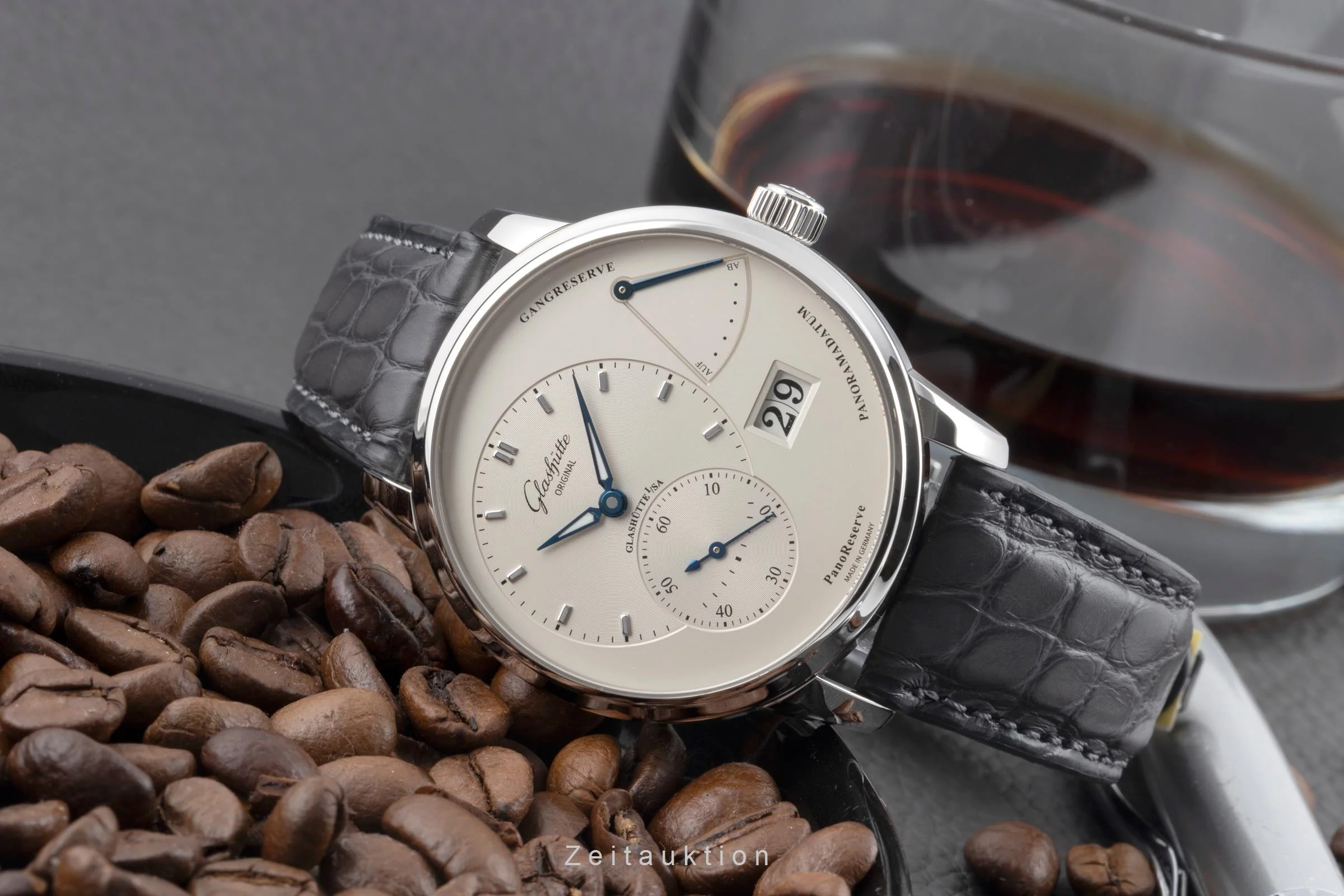 Glashütte PanoReserve steel manual winding men's watch 1-65-01-22-12-04 LP: 11800EUR  [2506383] - Image 3
