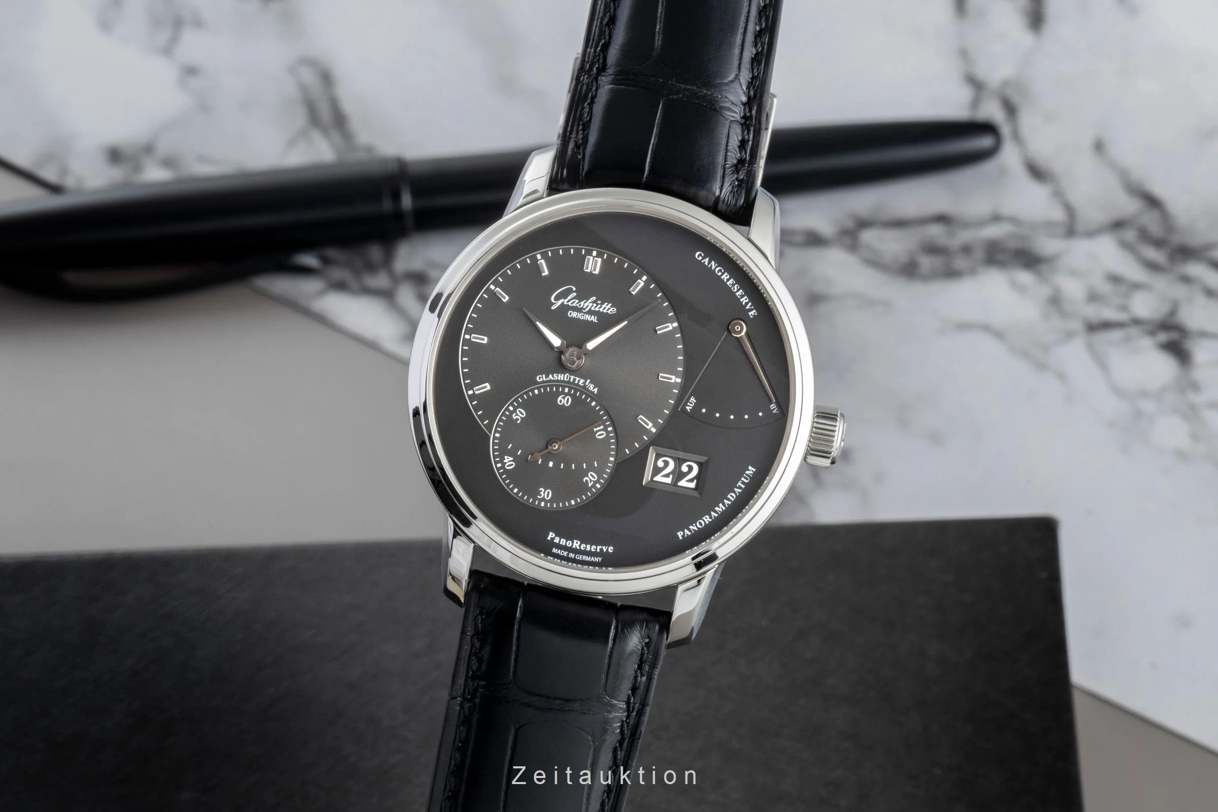 Glashütte PanoReserve steel manual winding men's watch 1-65-01-23-12-04 LP: 11800EUR  [2506687] - Image 2