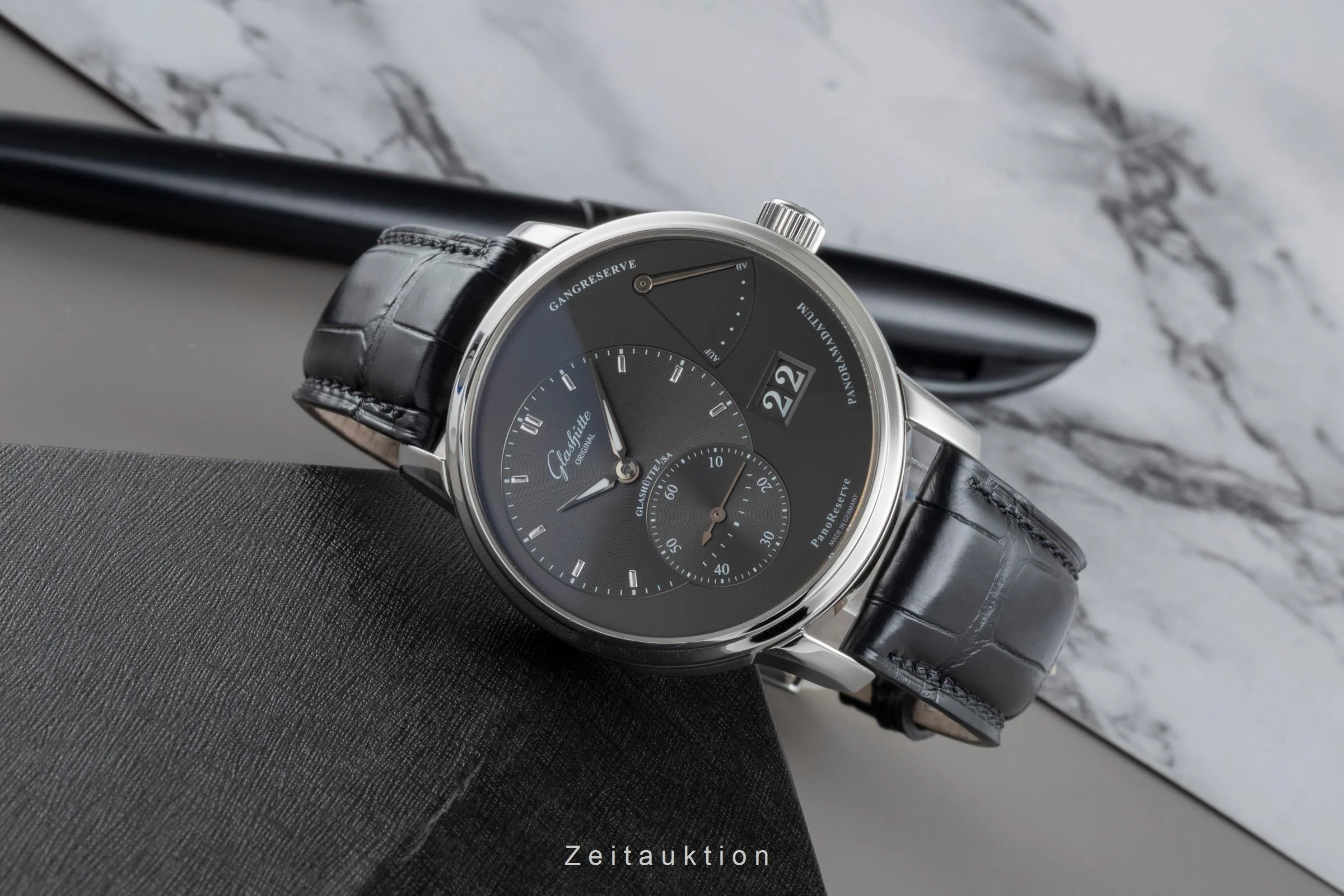 Glashütte PanoReserve steel manual winding men's watch 1-65-01-23-12-04 LP: 11800EUR  [2506687] - Image 3