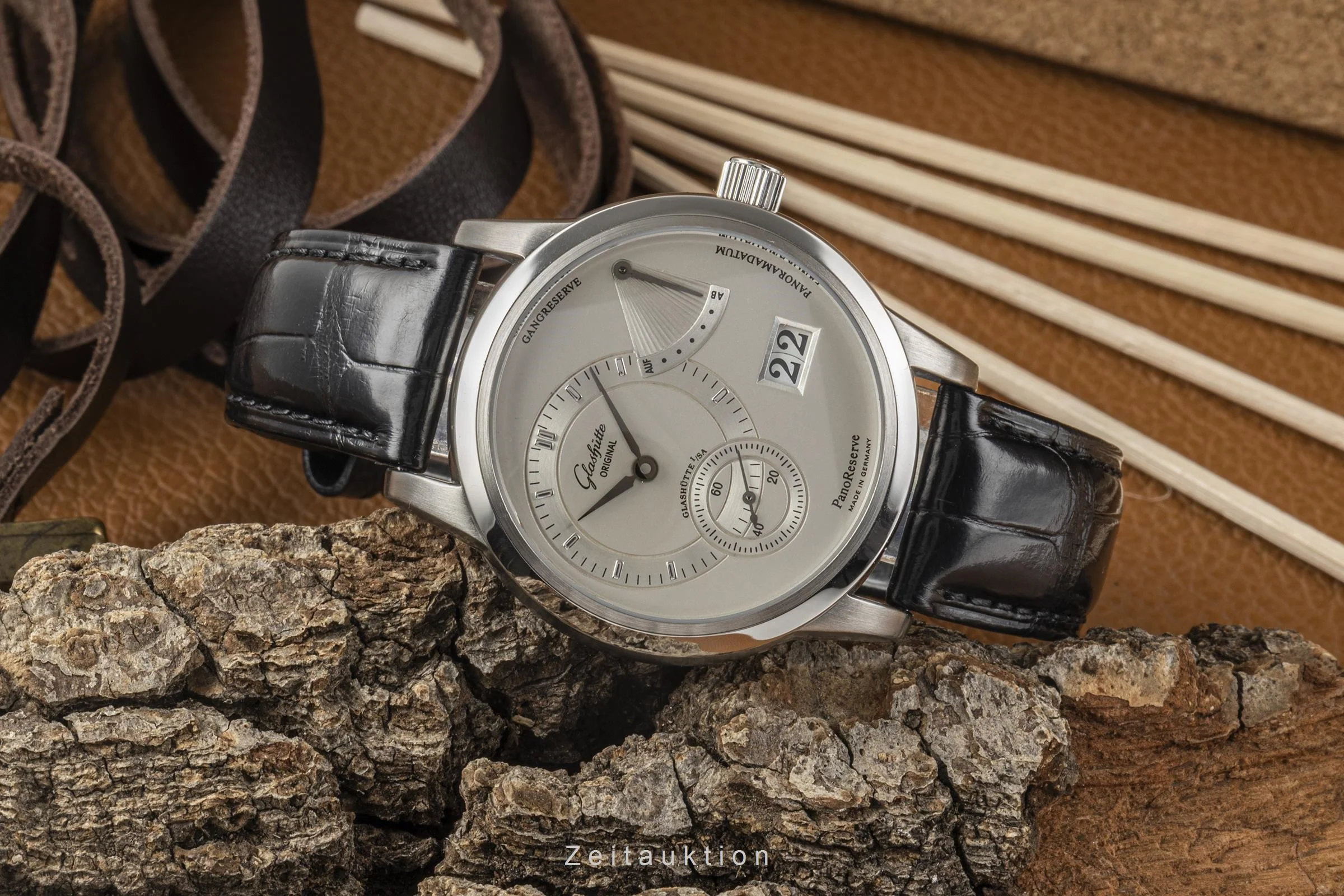 Glashütte PanoReserve steel manual winding men's watch 65-01-02-02-04  [2300978] - Image 2
