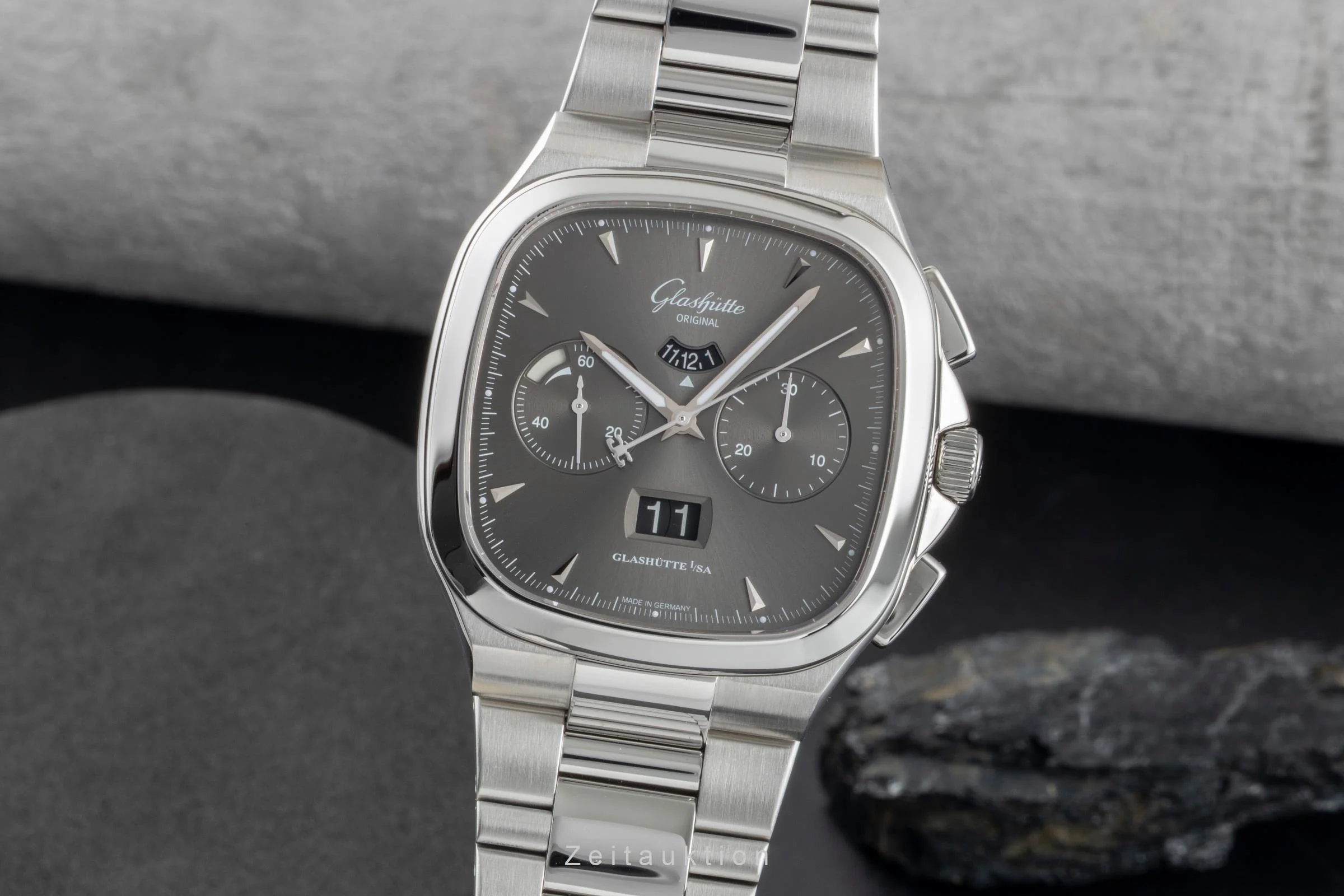 Glashütte Seventies chronograph steel automatic men's watch 1-37-02-01-02-70 LP: 16100EUR  [2505708] - Image 2