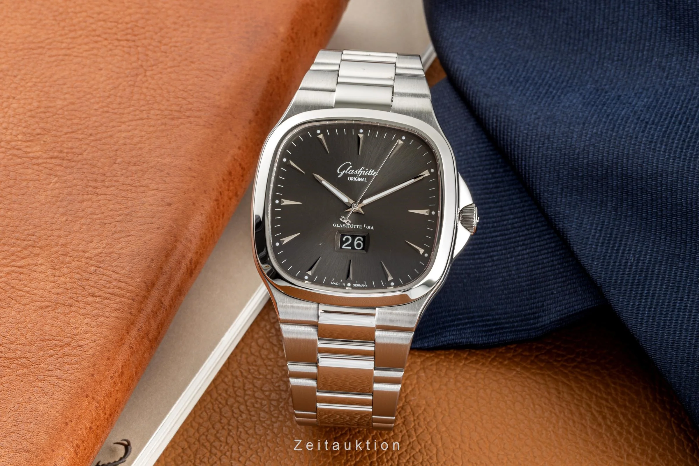 Glashütte Seventies steel automatic men's watch 2-39-47-12-12-14 LP: 10800EUR  [2301432] - Image 3