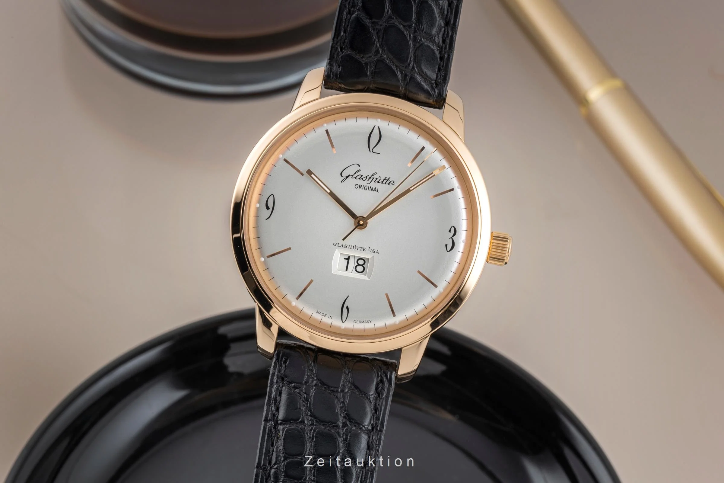 Glashütte Sixties 18 ct red gold automatic men's watch 2-39-47-01-01-04 LP: 18200EUR  [2506753] - Image 2