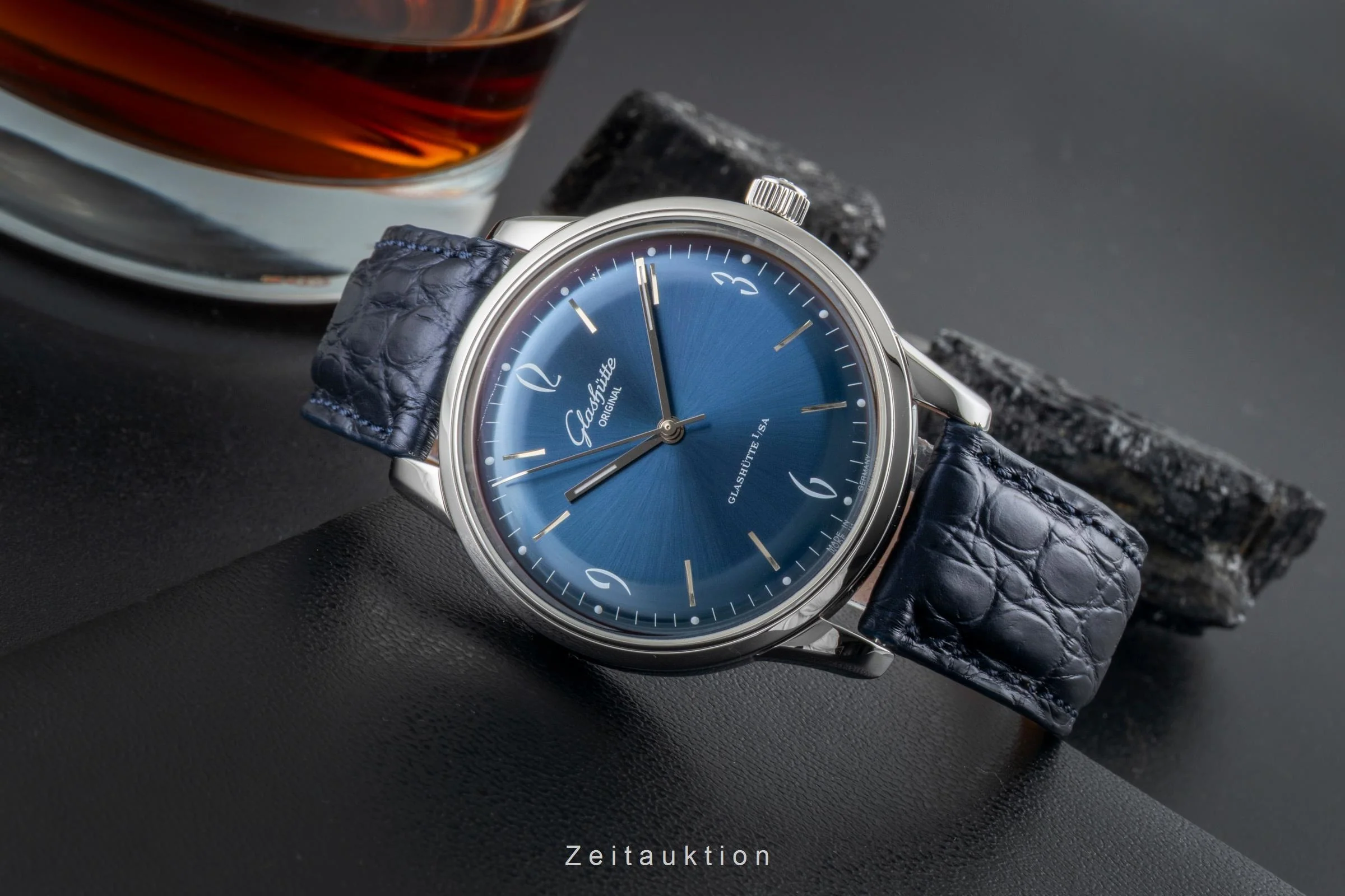 Glashütte Sixties steel automatic men's watch 1-39-52-06-02-04 LP: 7400EUR  [2600292] - Image 3
