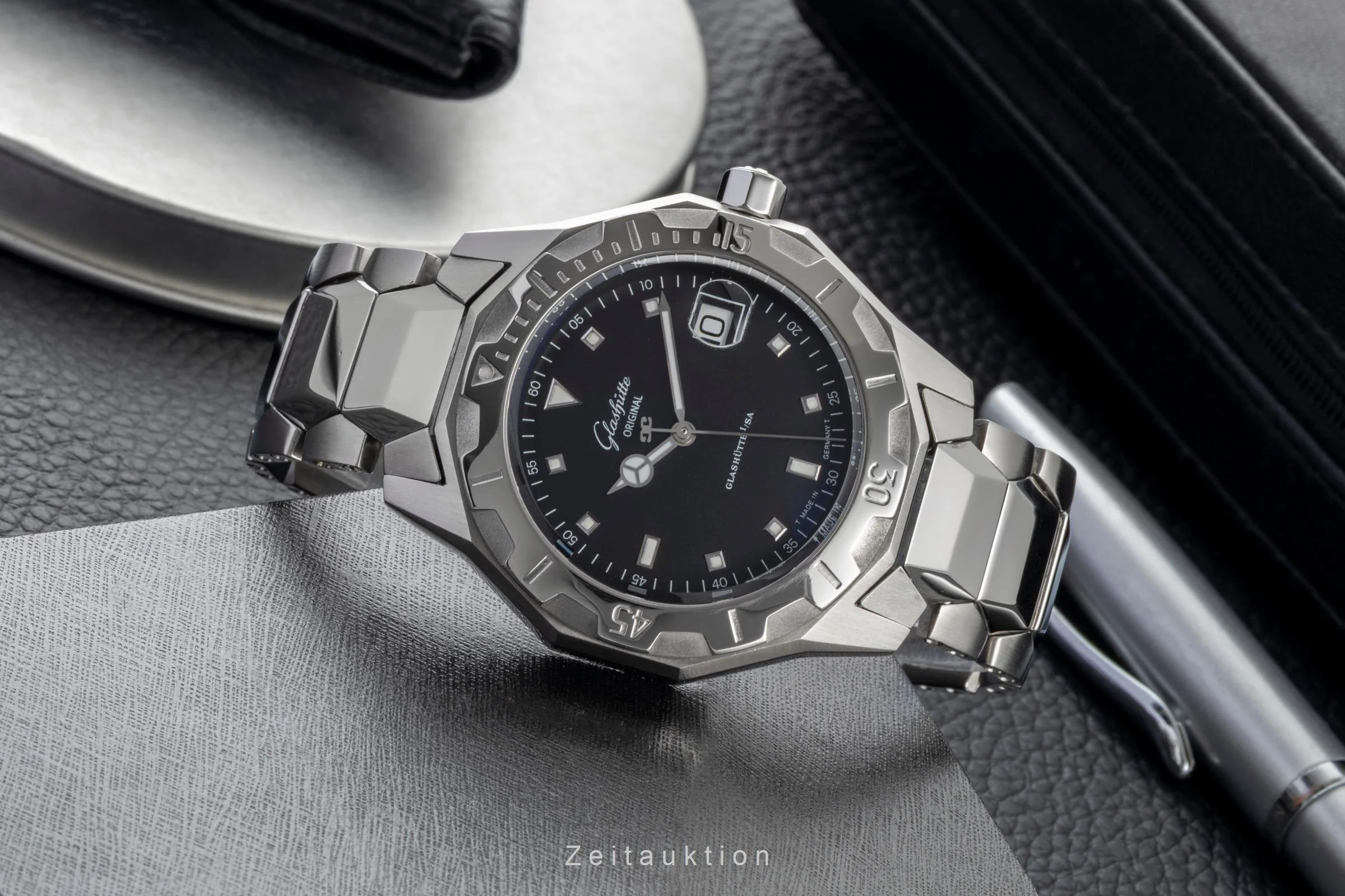 Glashütte Sport Evolution  steel automatic men's watch 1-10-33-40-81-04  [2507471] - Image 3