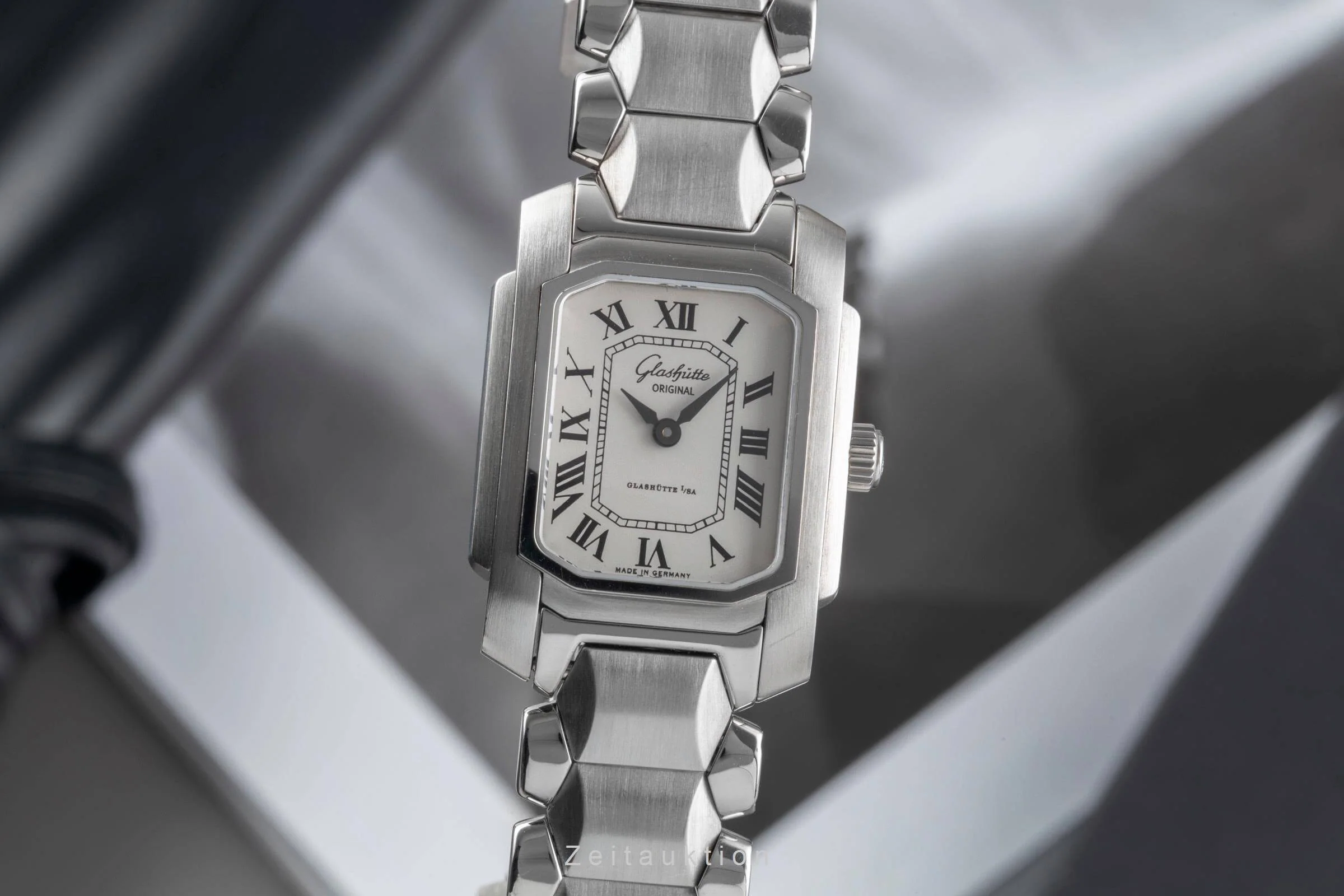 Glashütte steel manual winding women's watch 21-01-01-01-04  [2500976] - Image 2