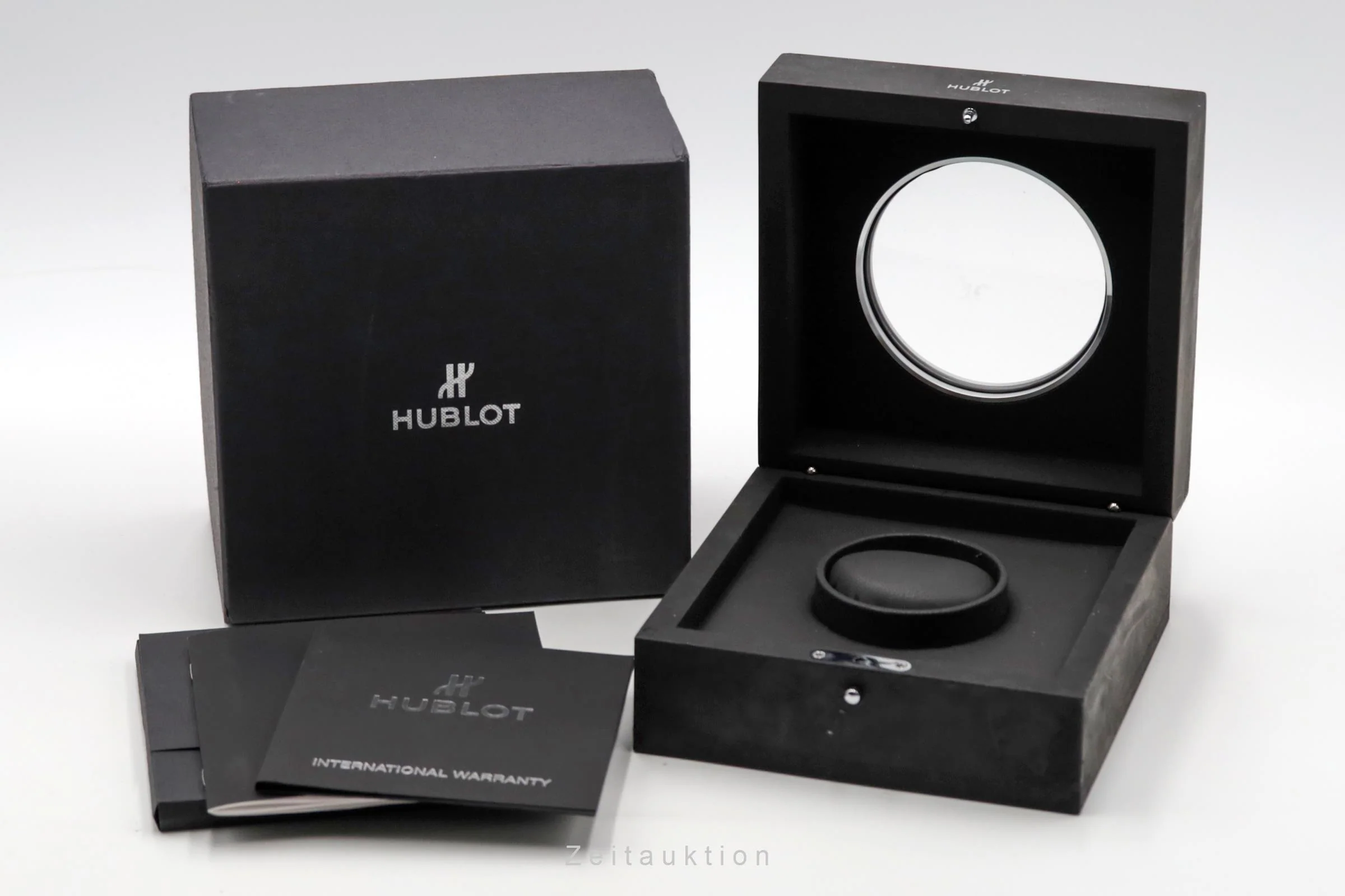 Hublot Big Bang chronograph ceramic / titanium automatic men's watch 311.C1.1170.GR  [2506172] - Image 9