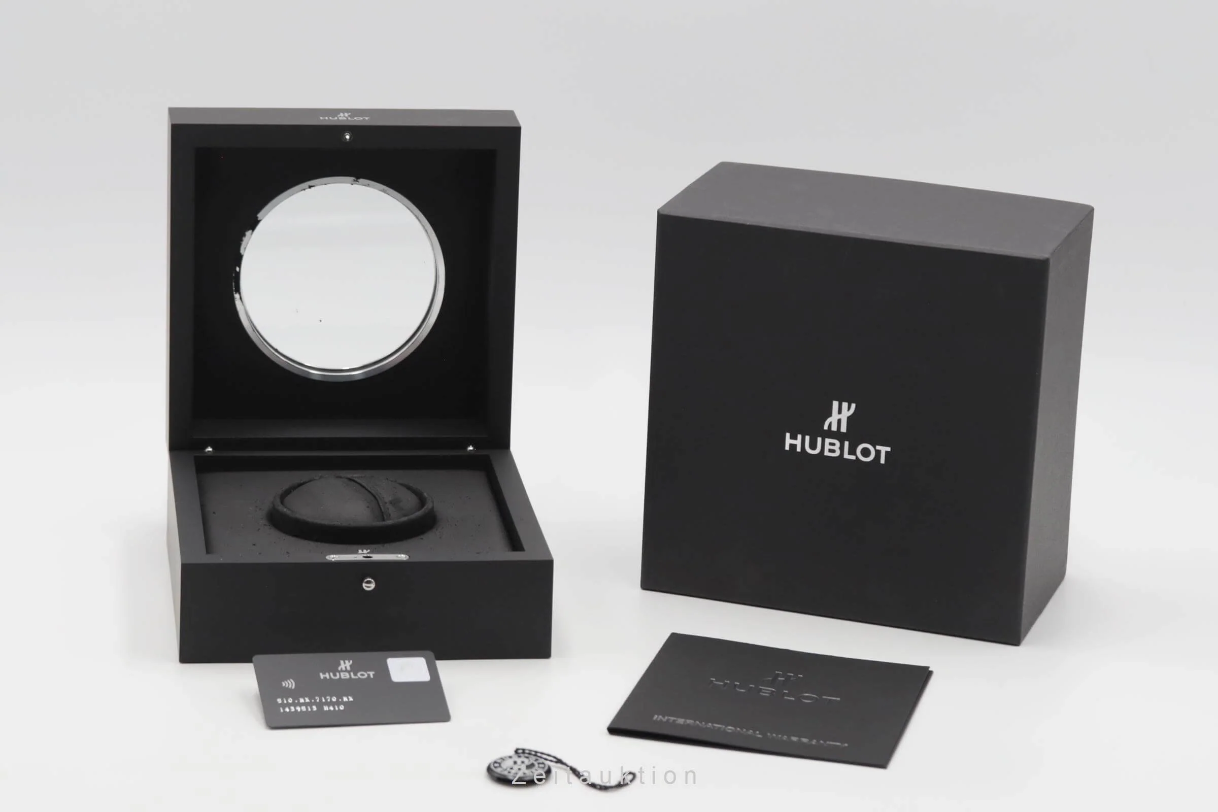 Hublot Classic Fusion titanium automatic men's watch 510.NX.7170.NX  [2502208] - Image 9