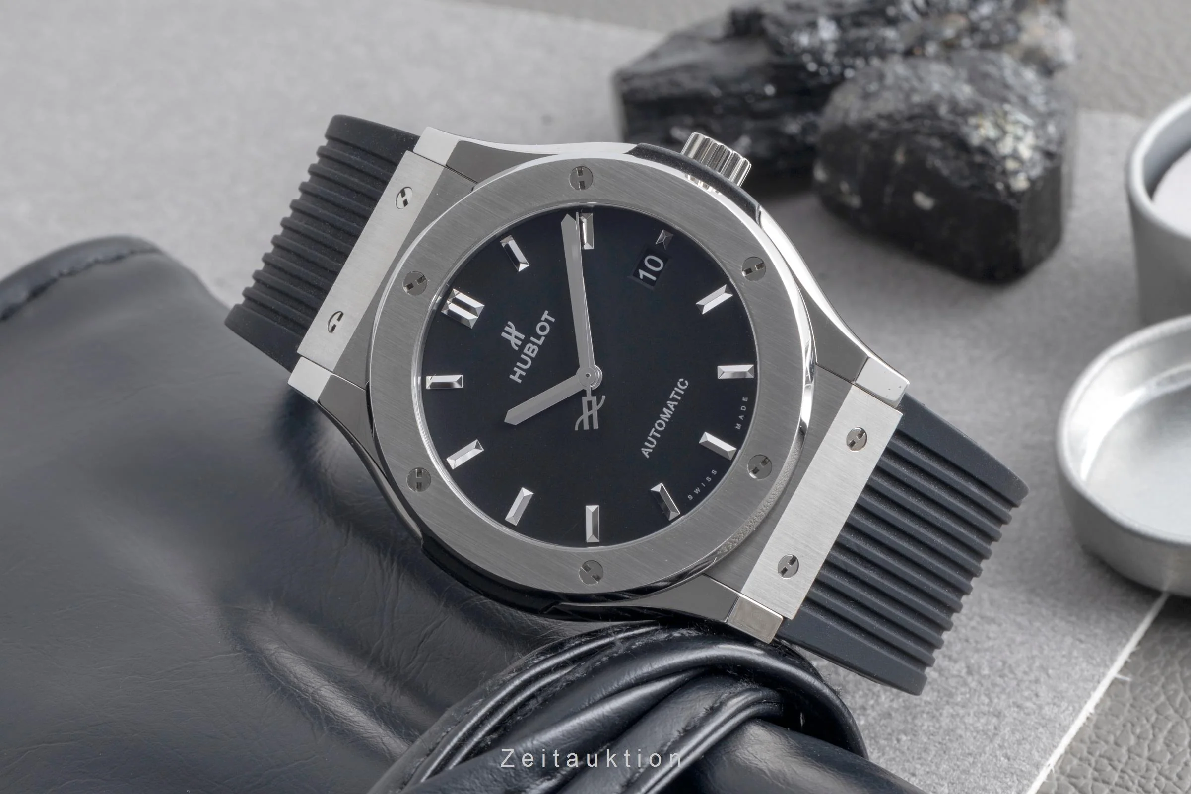 Hublot Classic Fusion titanium automatic men's watch 511.NX.1170.RX LP: 8200EUR  [2500983] - Image 3