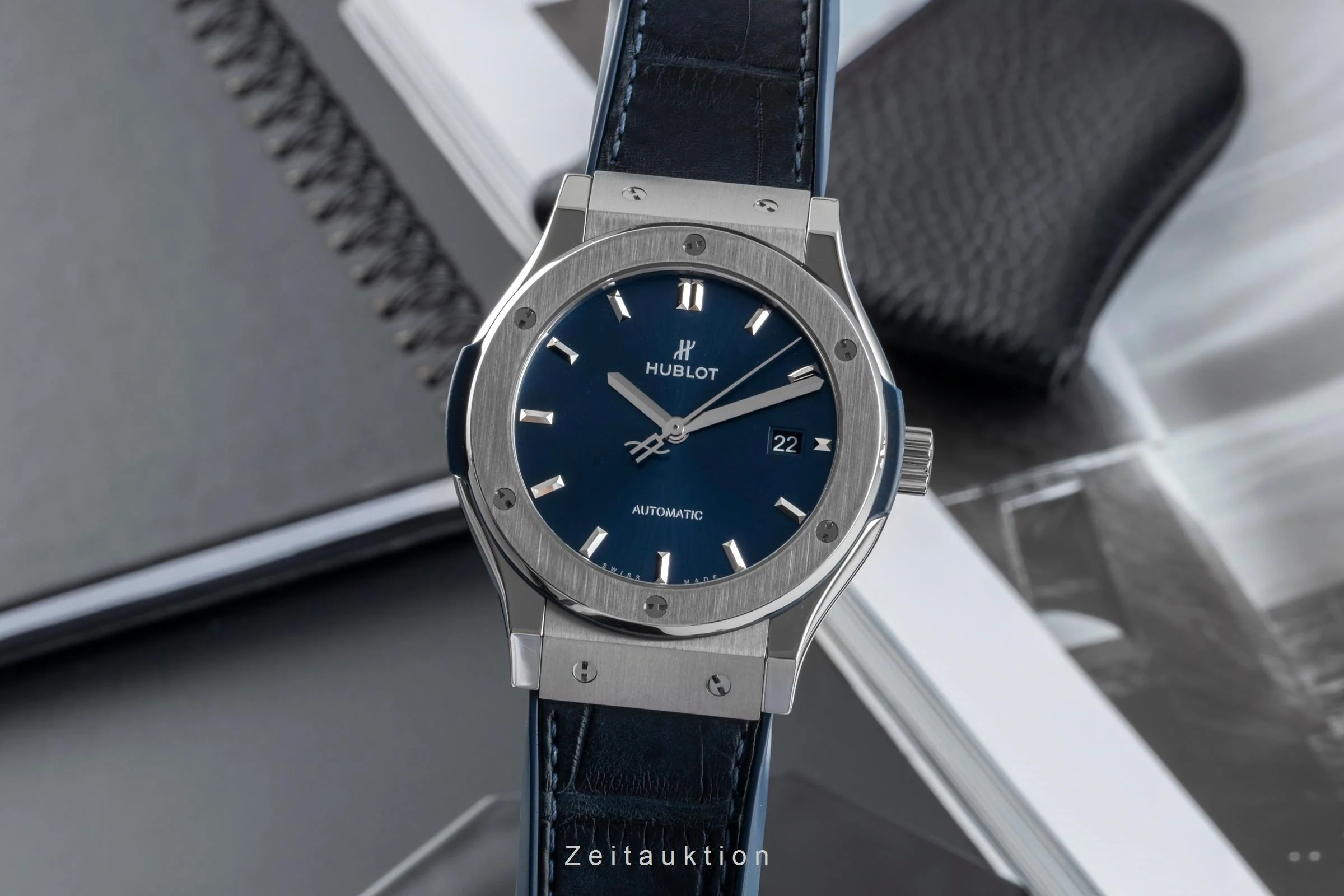 Hublot Classic Fusion titanium automatic men's watch 542.NX.7170.LR LP: 8700EUR  [2506427] - Image 2