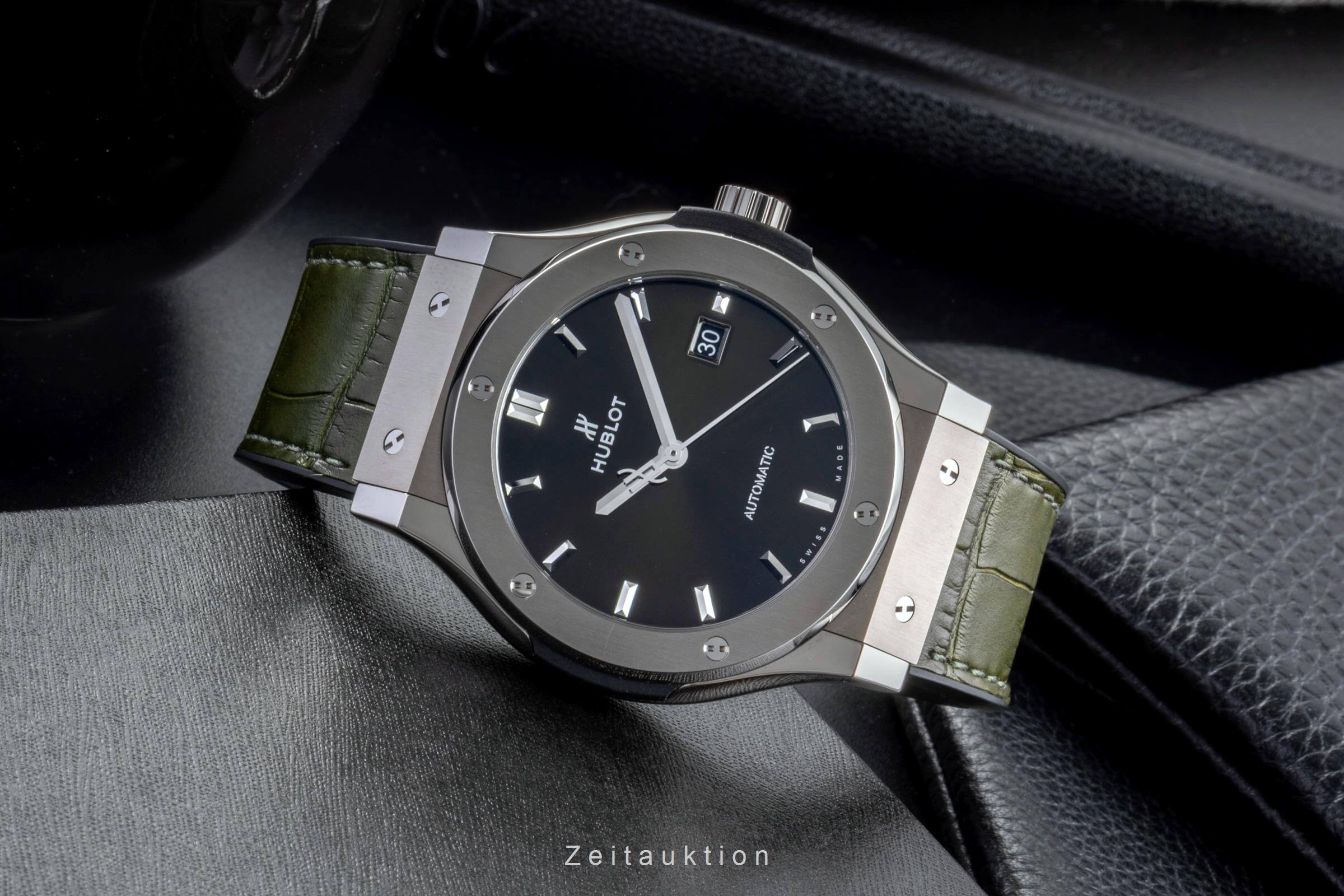 Hublot Classic Fusion titanium automatic men's watch 542.NX.8970.LR  [2502357] - Image 3