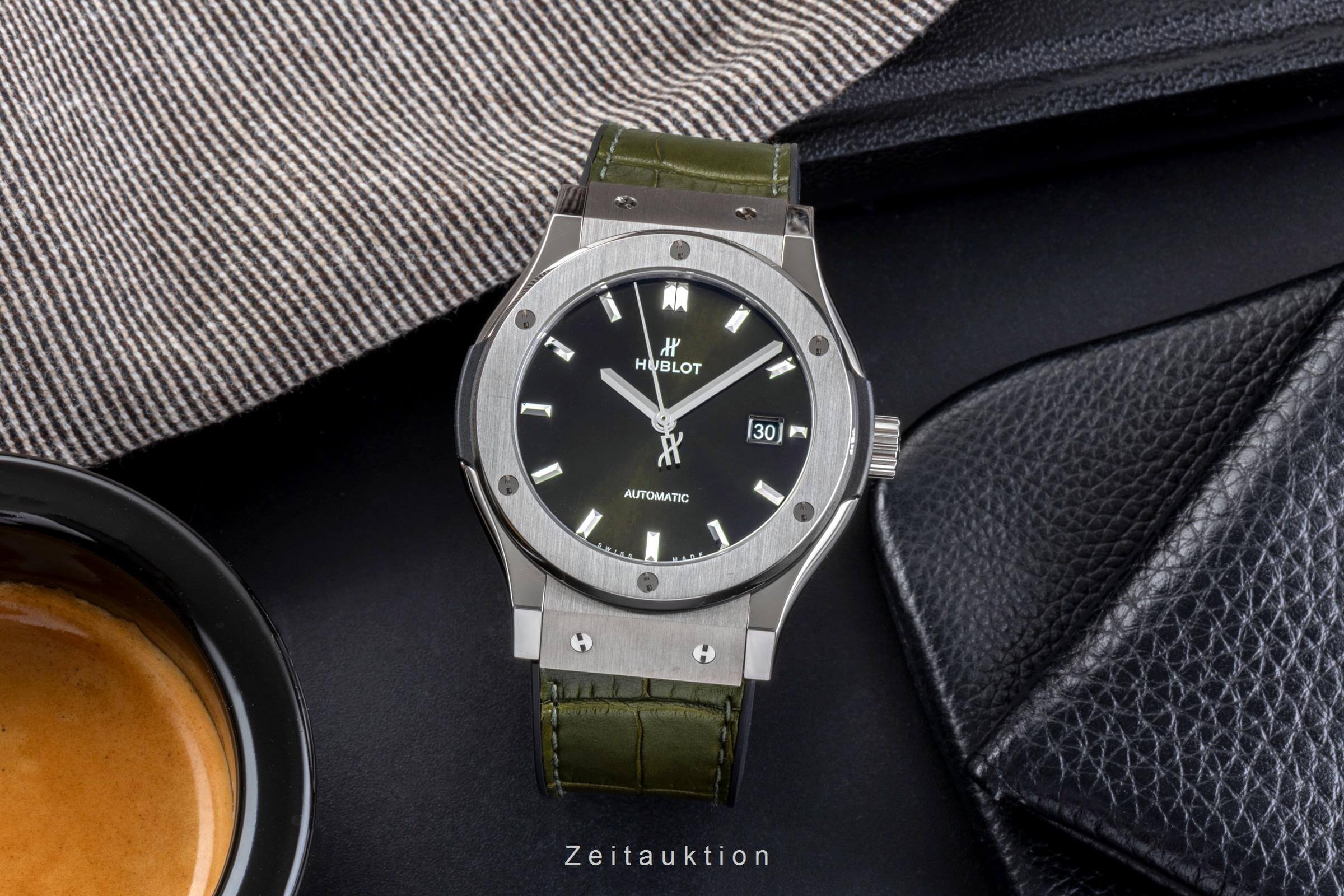 Hublot Classic Fusion titanium automatic men's watch 542.NX.8970.LR  [2502357] - Image 4