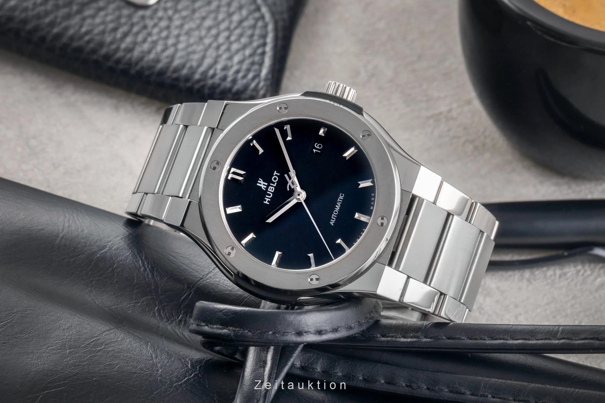 Hublot Classic Fusion titanium automatic men's watch 548.NX.1170.NX  [2503471] - Image 3