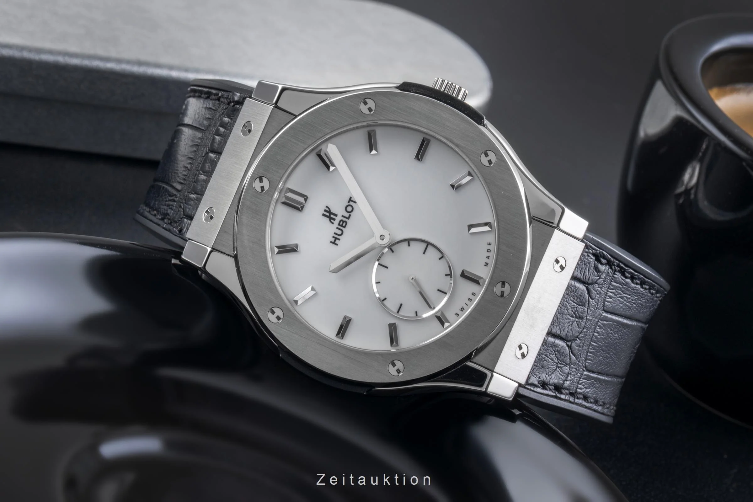 Hublot Classic Fusion titanium manual winding men's watch 515.NX.2210.LR  [2505785] - Image 3