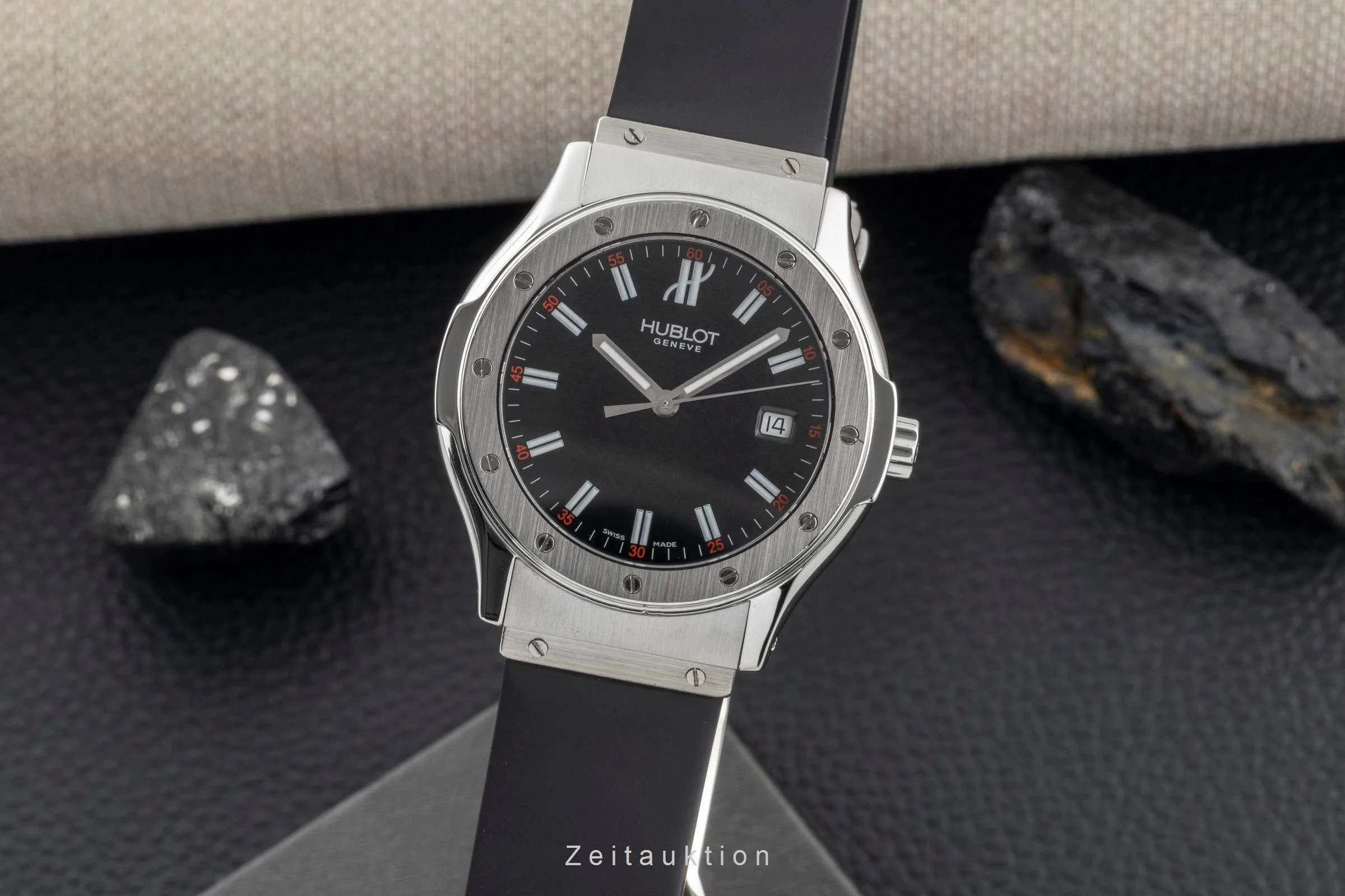 Hublot Classic steel quartz men's watch B.1905-1  [2600261] - Image 2