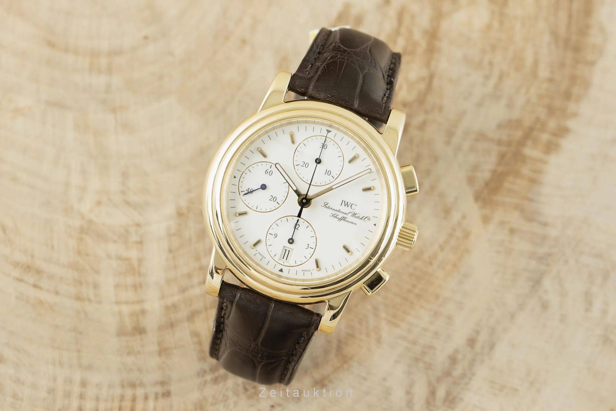 IWC Amalfi chronograph 18 ct gold automatic men's watch 3703-001  [2108891] - Image 3