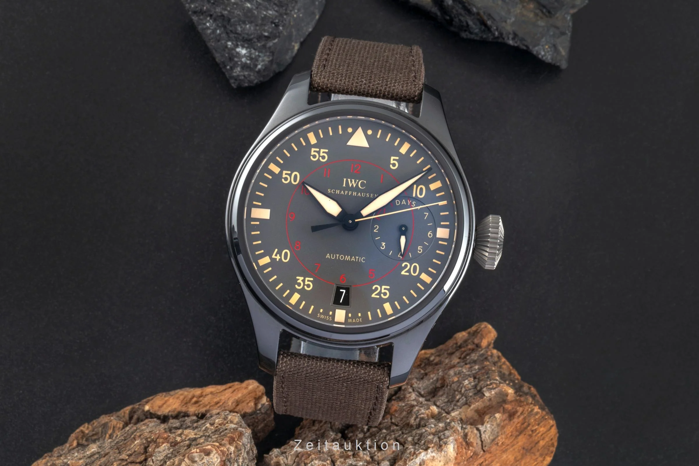 IWC Big Pilot ceramic / titanium automatic men's watch IW501902 LP: 16900EUR  [2505663] - Image 4