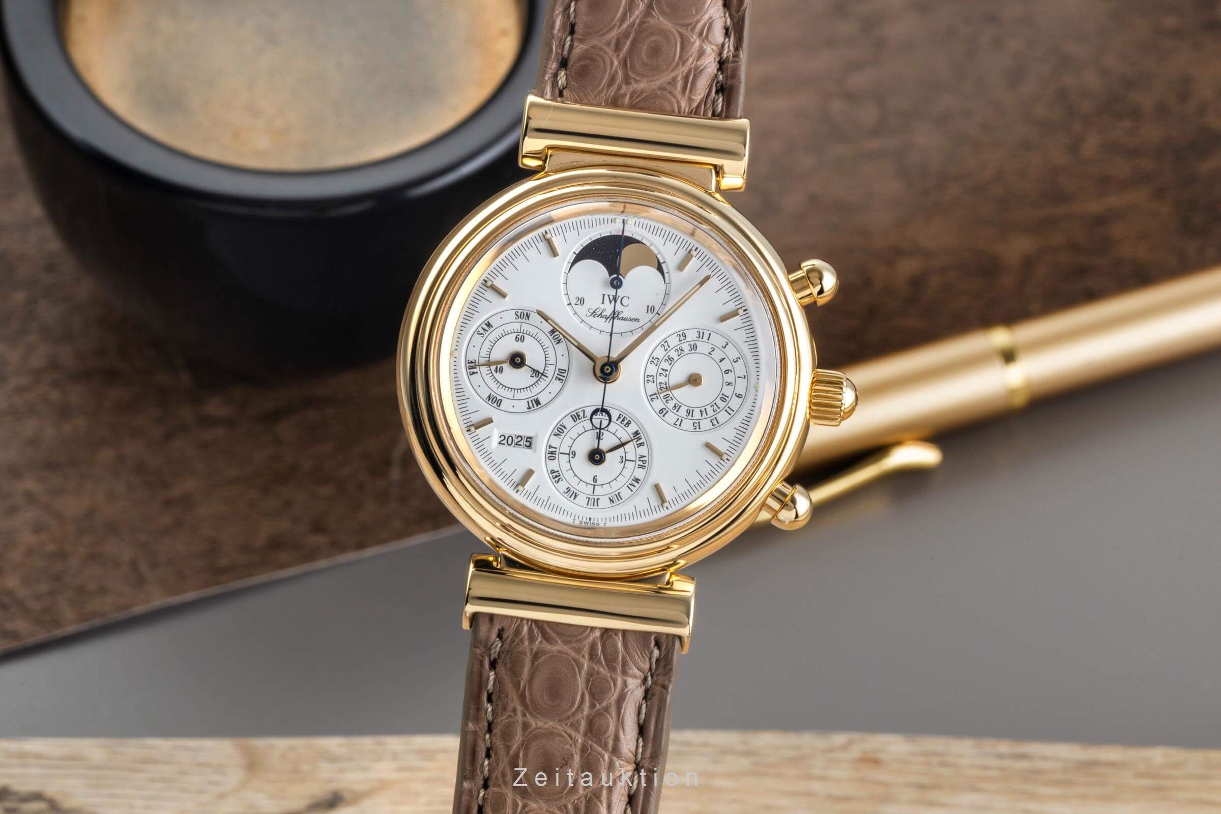 IWC Da Vinci chronograph 18 ct gold automatic men's watch IW375001  [2501154] - Image 2