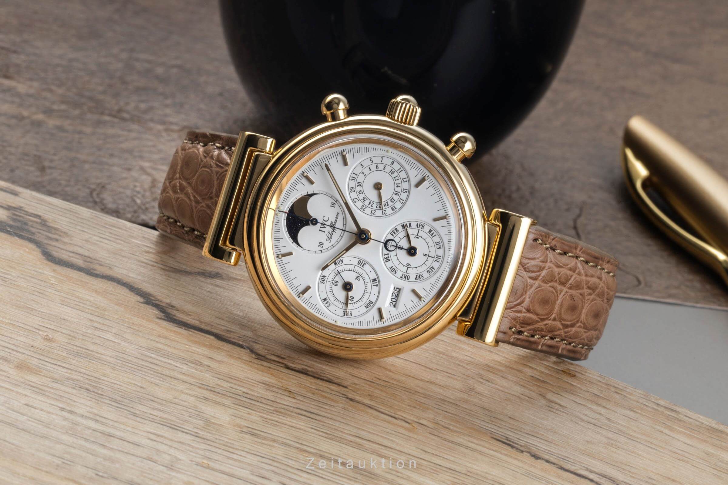 IWC Da Vinci chronograph 18 ct gold automatic men's watch IW375001  [2501154] - Image 3
