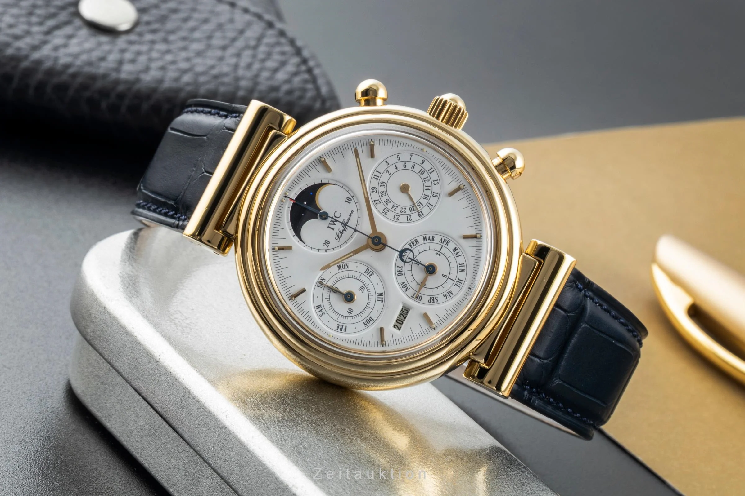 IWC Da Vinci chronograph 18 ct gold automatic men's watch IW375001  [2505606] - Image 3