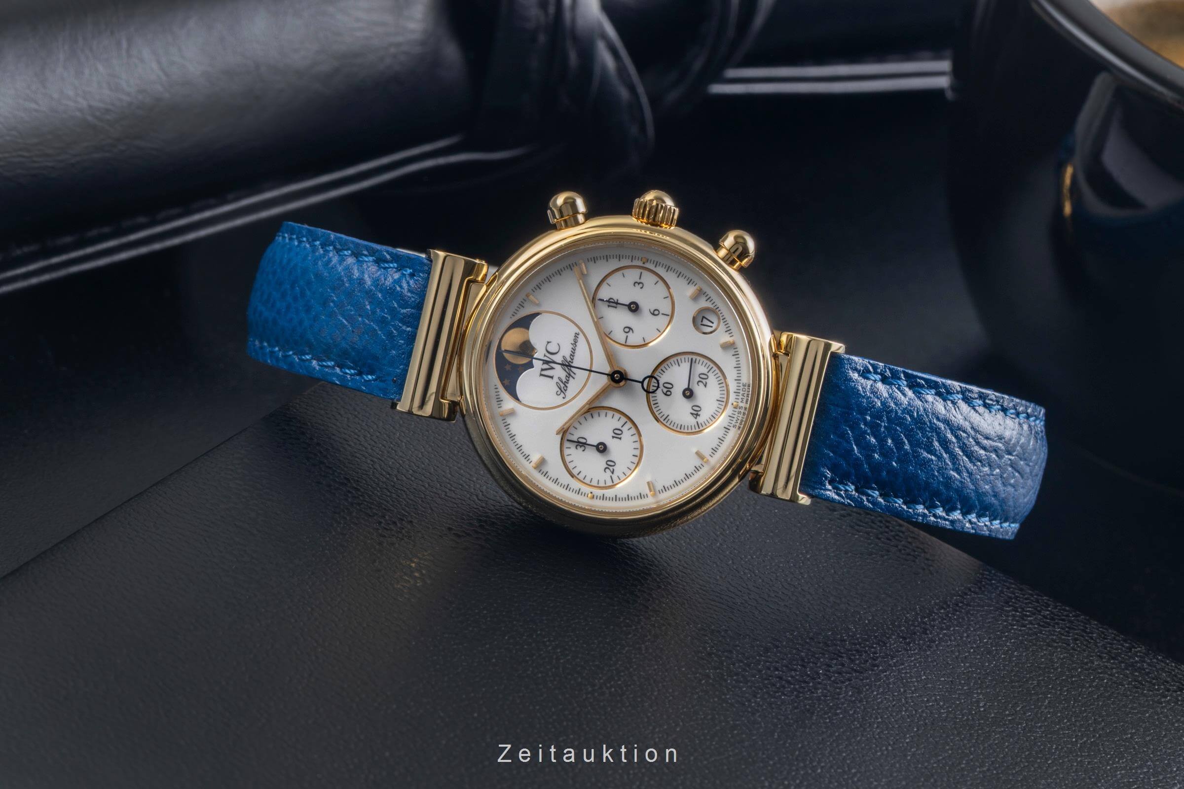 IWC Da Vinci chronograph 18 ct gold quartz women's watch IW373601  [2501304] - Image 3