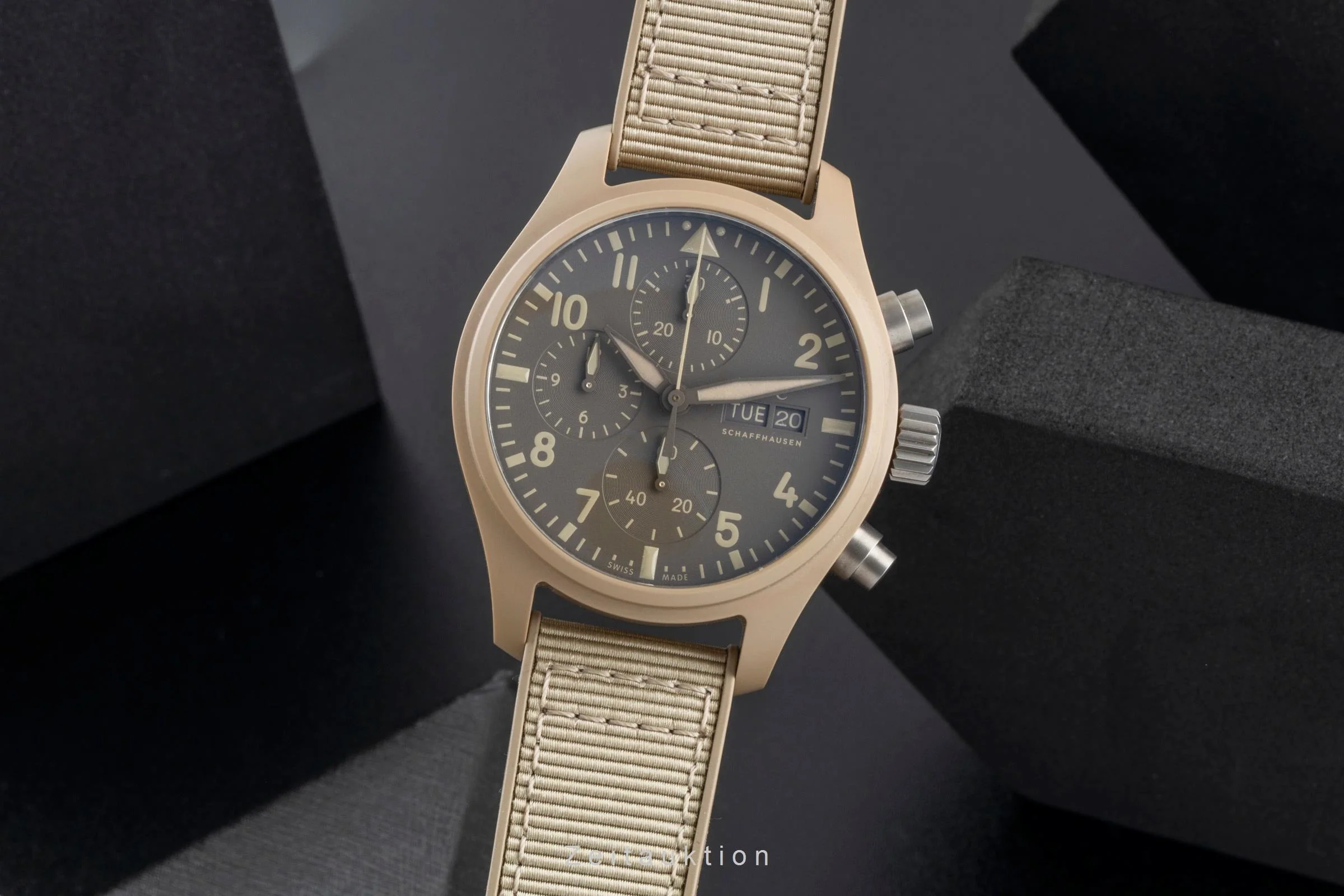 IWC Fliegerchronograph chronograph ceramic / titanium automatic men's watch IW389402 LP: 12700EUR  [2506779] - Image 2
