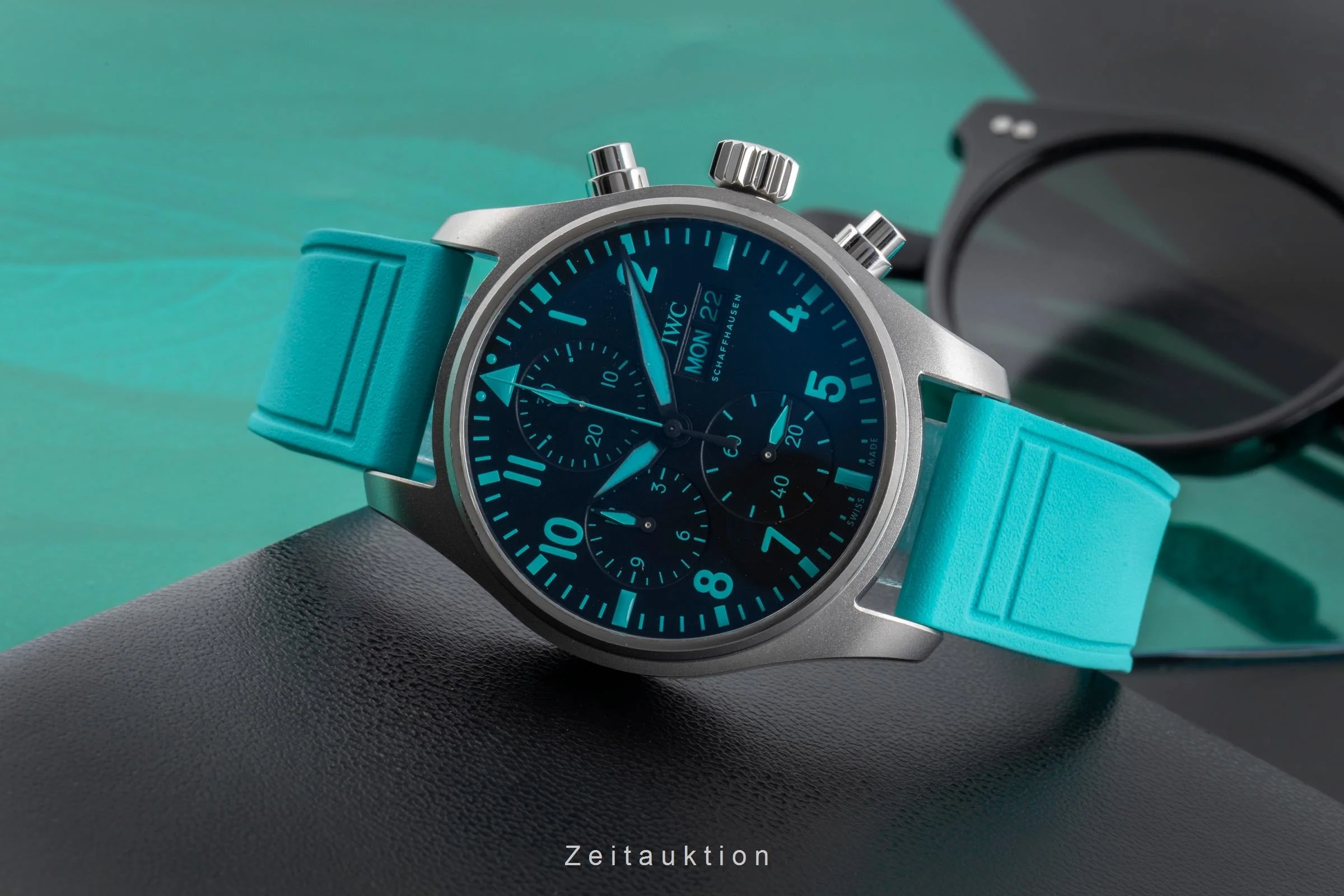 IWC Fliegerchronograph chronograph titanium automatic men's watch IW388108 LP: 9000EUR  [2502694] - Image 3