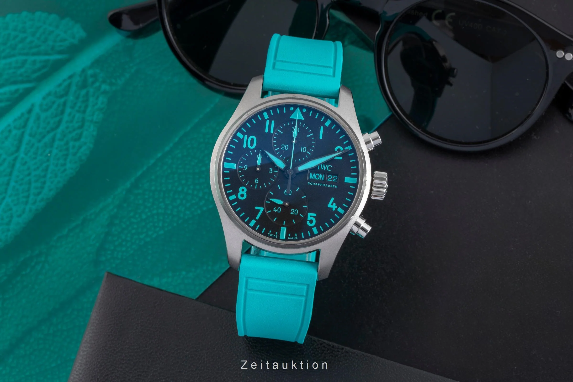 IWC Fliegerchronograph chronograph titanium automatic men's watch IW388108 LP: 9000EUR  [2502694] - Image 4