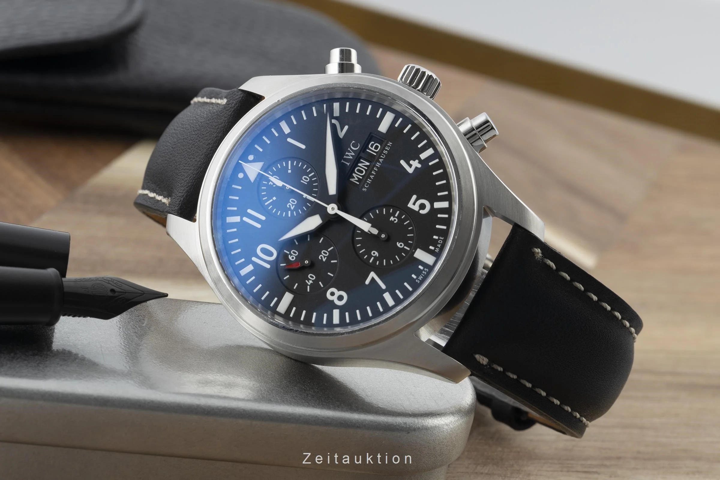 IWC Fliegeruhr chronograph steel automatic men's watch IW3717 LP: 6250EUR  [2203674] - Image 3