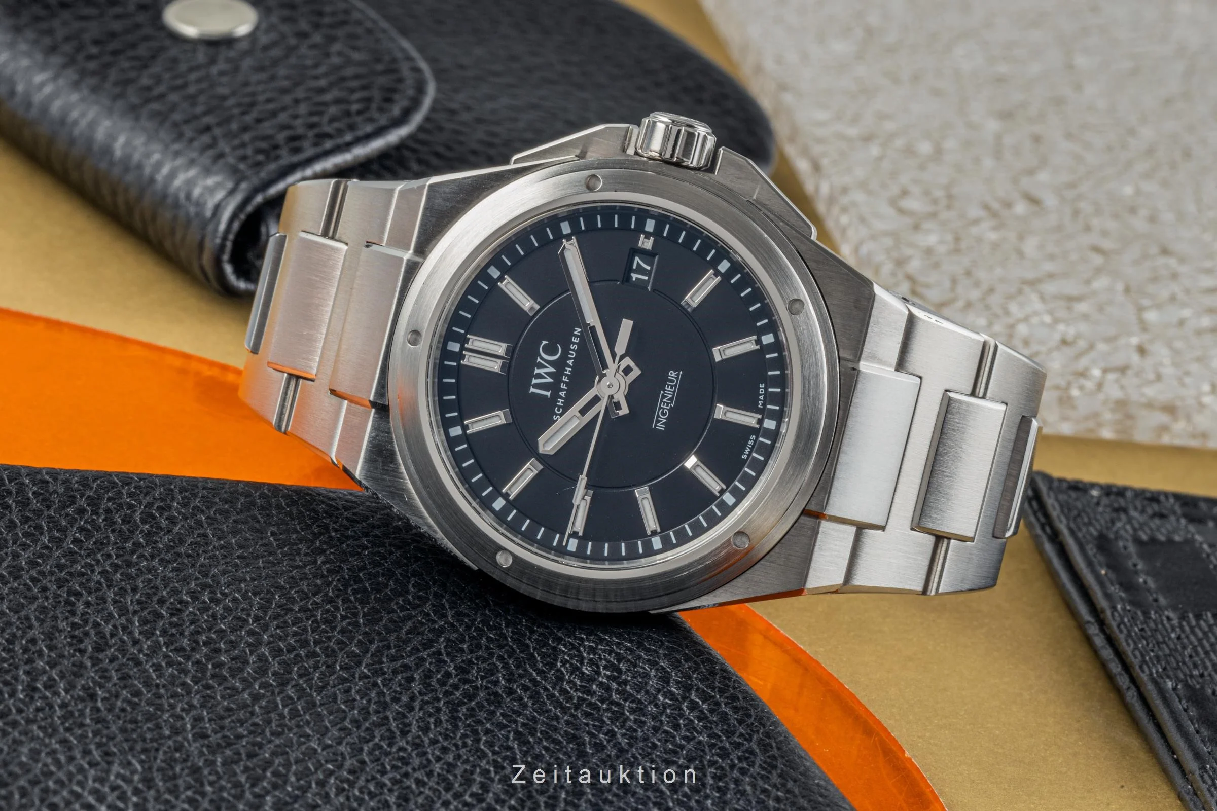 IWC Ingenieur steel automatic men's watch 3239 LP: 12900EUR  [2302020] - Image 2