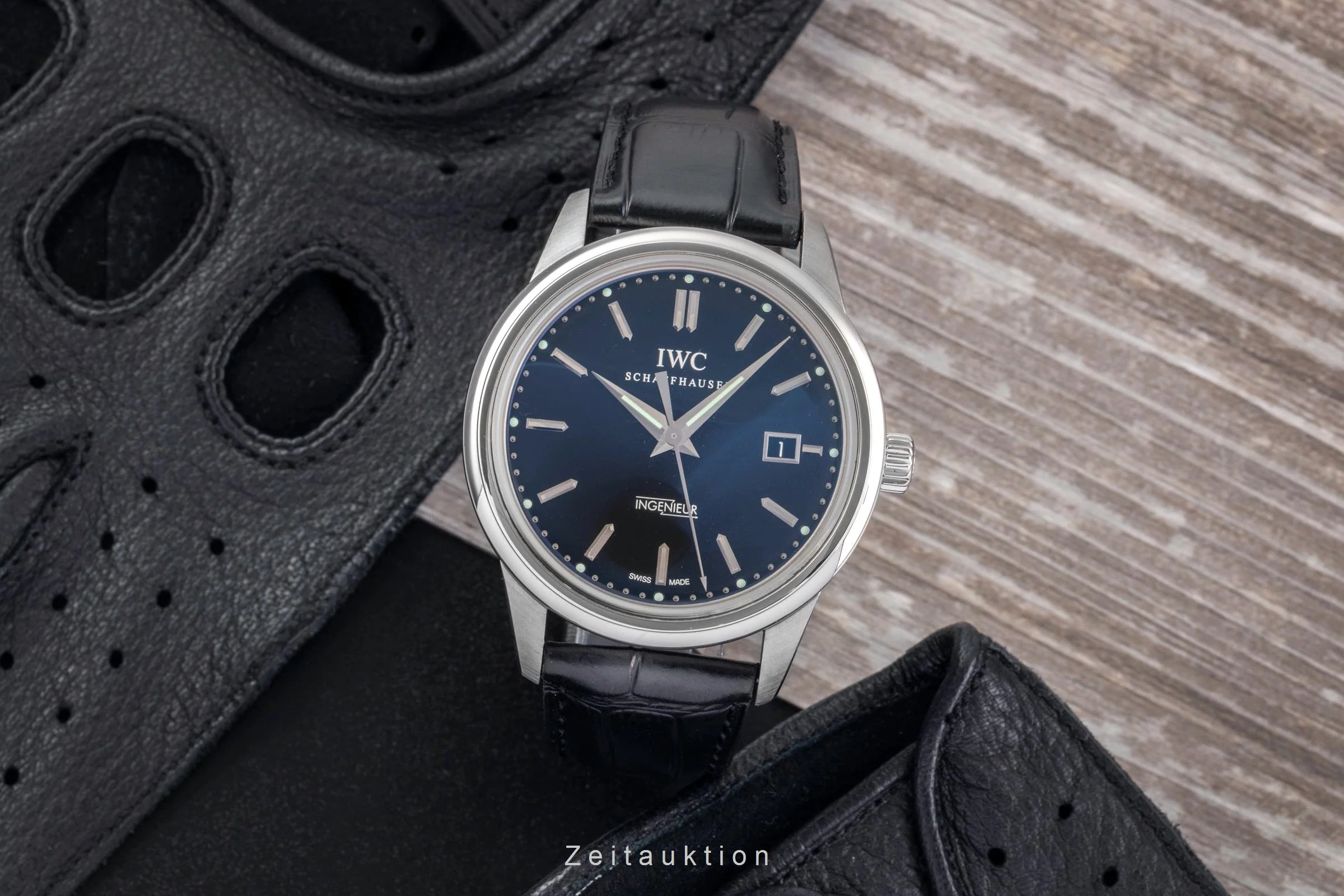 IWC Ingenieur steel automatic men's watch IW323301  [2502958] - Image 4
