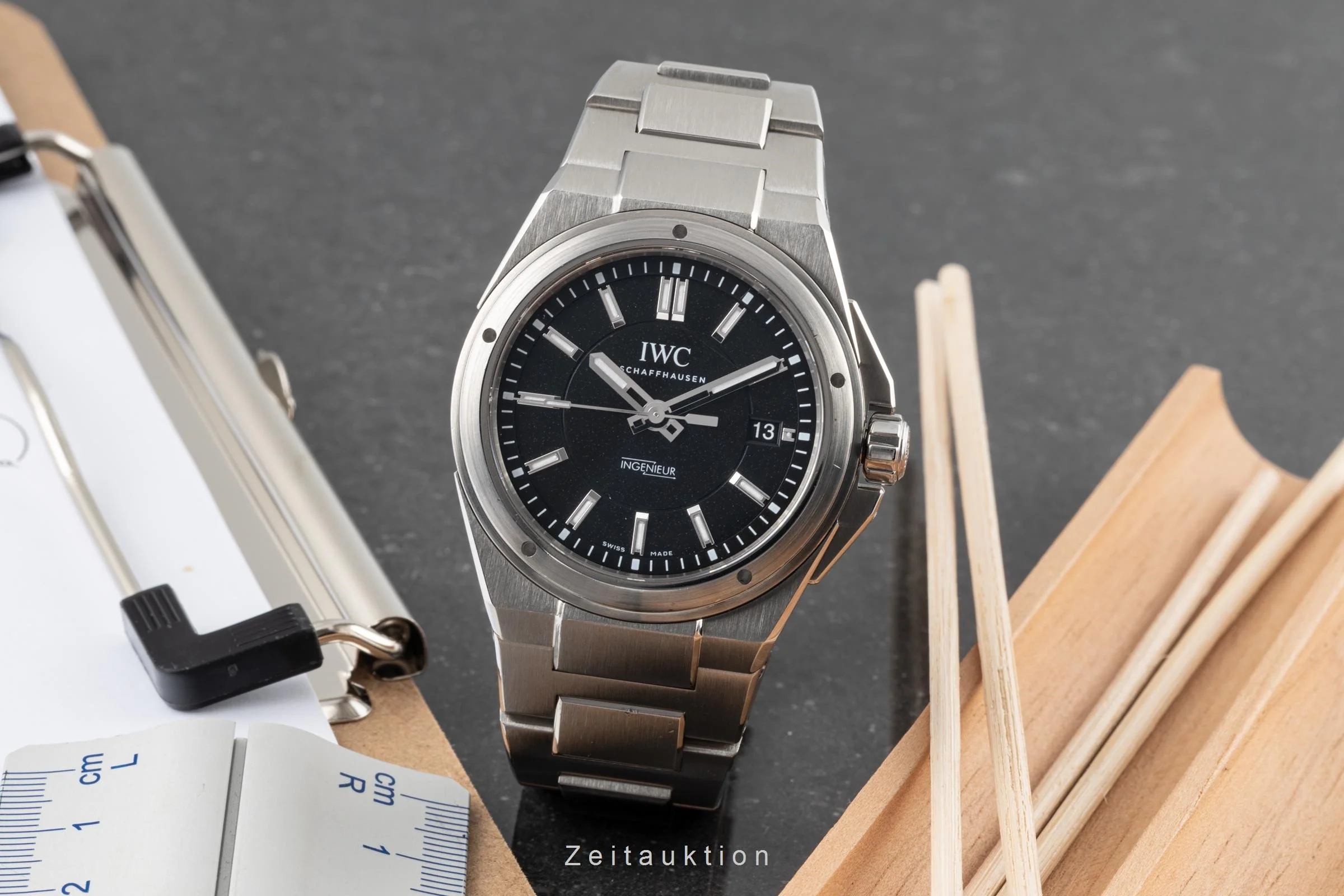 IWC Ingenieur steel automatic men's watch IW323902 LP: 12900EUR  [2302537] - Image 3