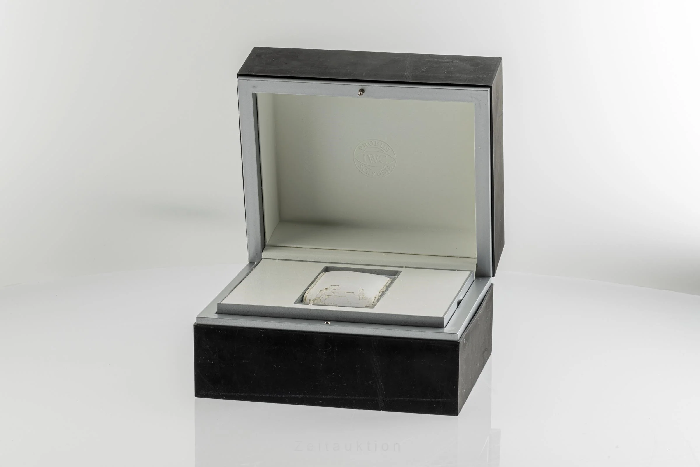 IWC Ingenieur steel automatic men's watch IW323902 LP: 12900EUR  [2302537] - Image 8