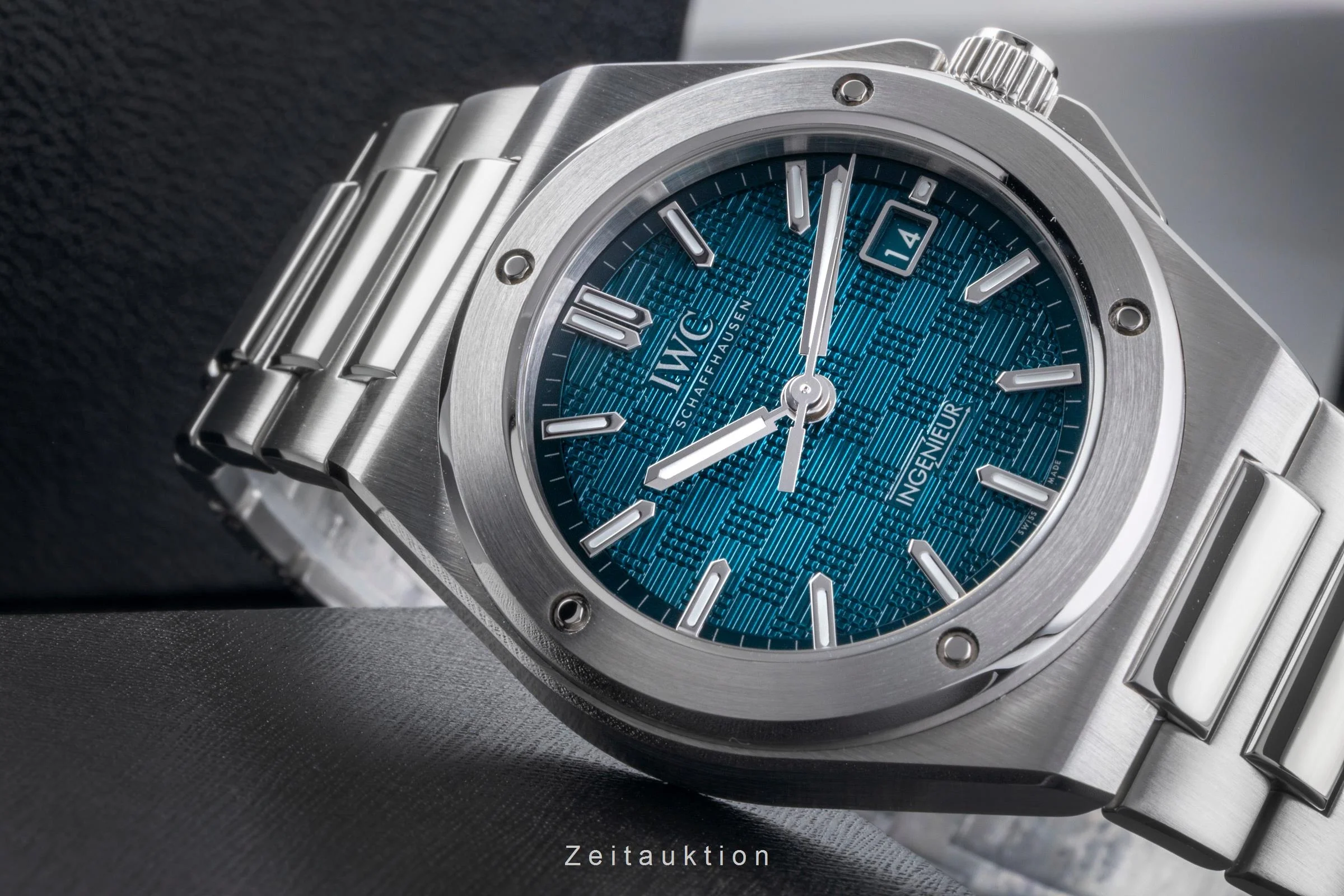 IWC Ingenieur steel automatic men's watch IW328903 LP: 12900EUR  [2506394] - Image 14