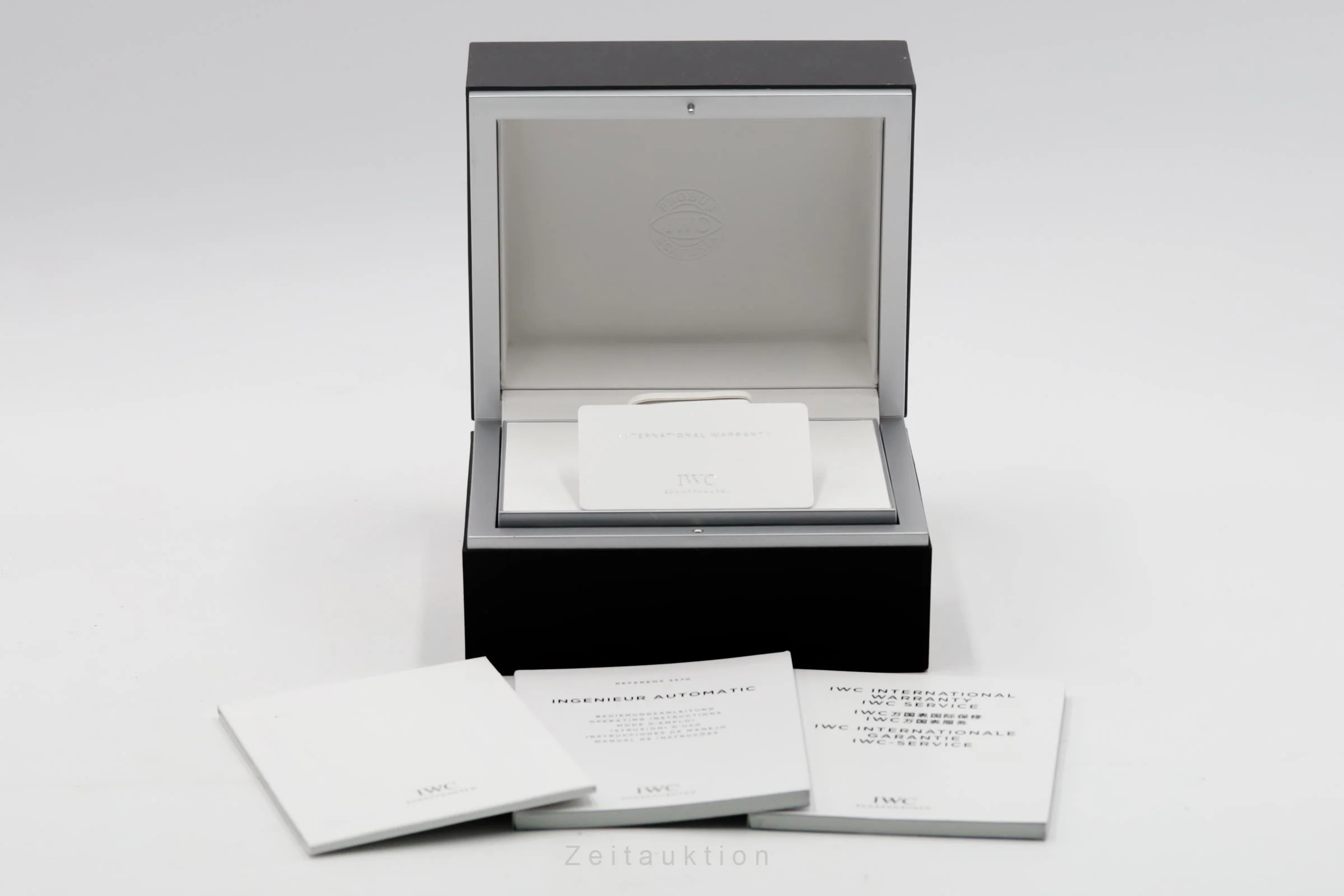 IWC Ingenieur steel automatic men's watch IW357001  [2600028] - Image 9
