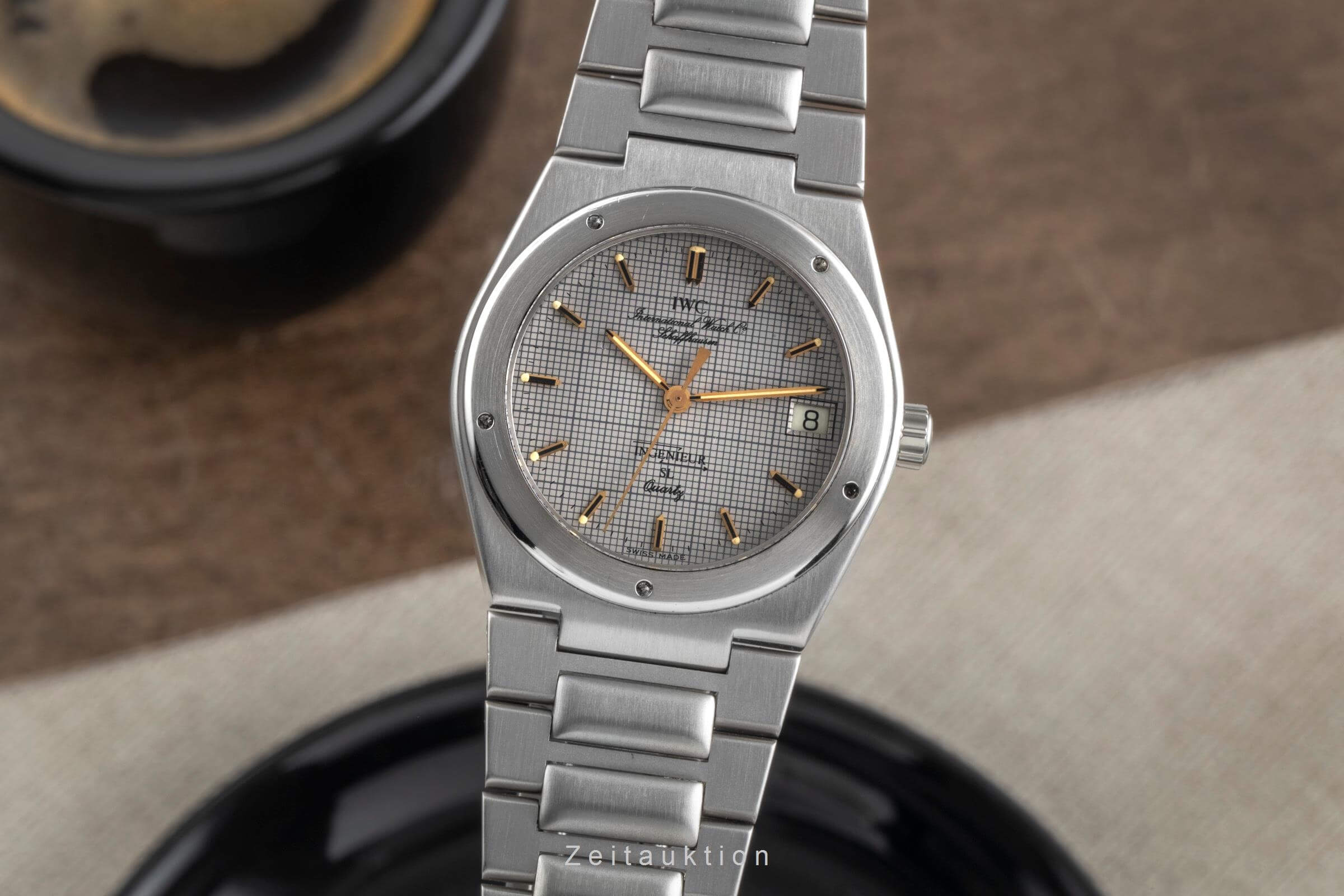 IWC Ingenieur steel quartz men's watch 3305  [2501877] - Image 2