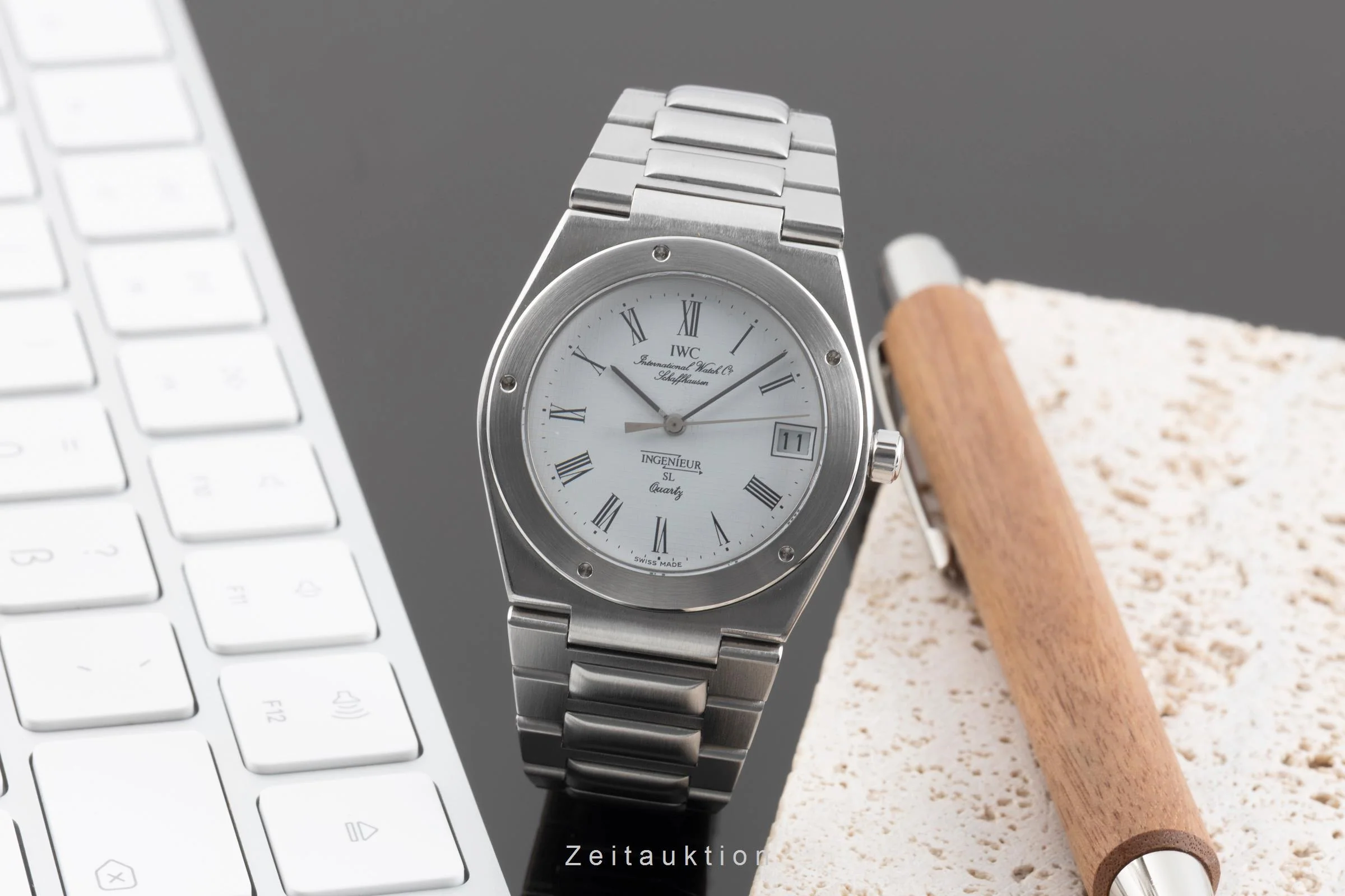 IWC Ingenieur steel quartz men's watch IW3305  [2600176] - Image 4