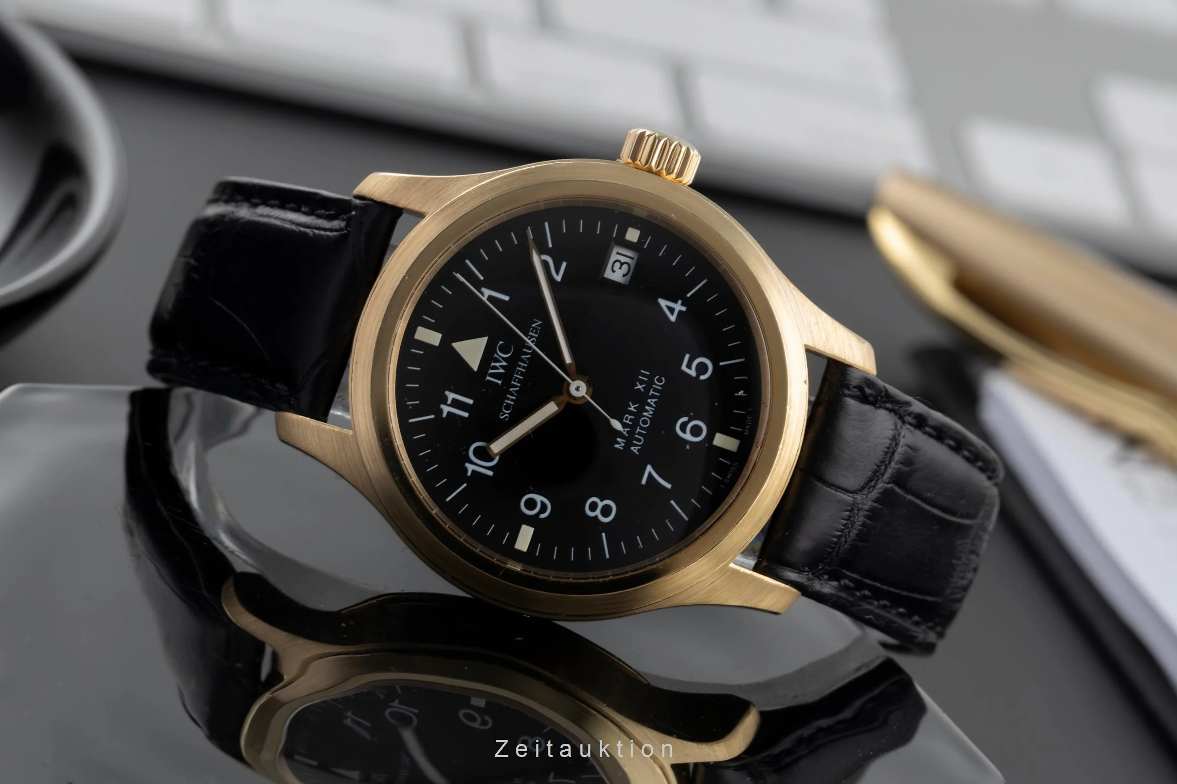 IWC Mark XII 18 ct gold automatic men's watch IW324103  [2503594] - Image 3