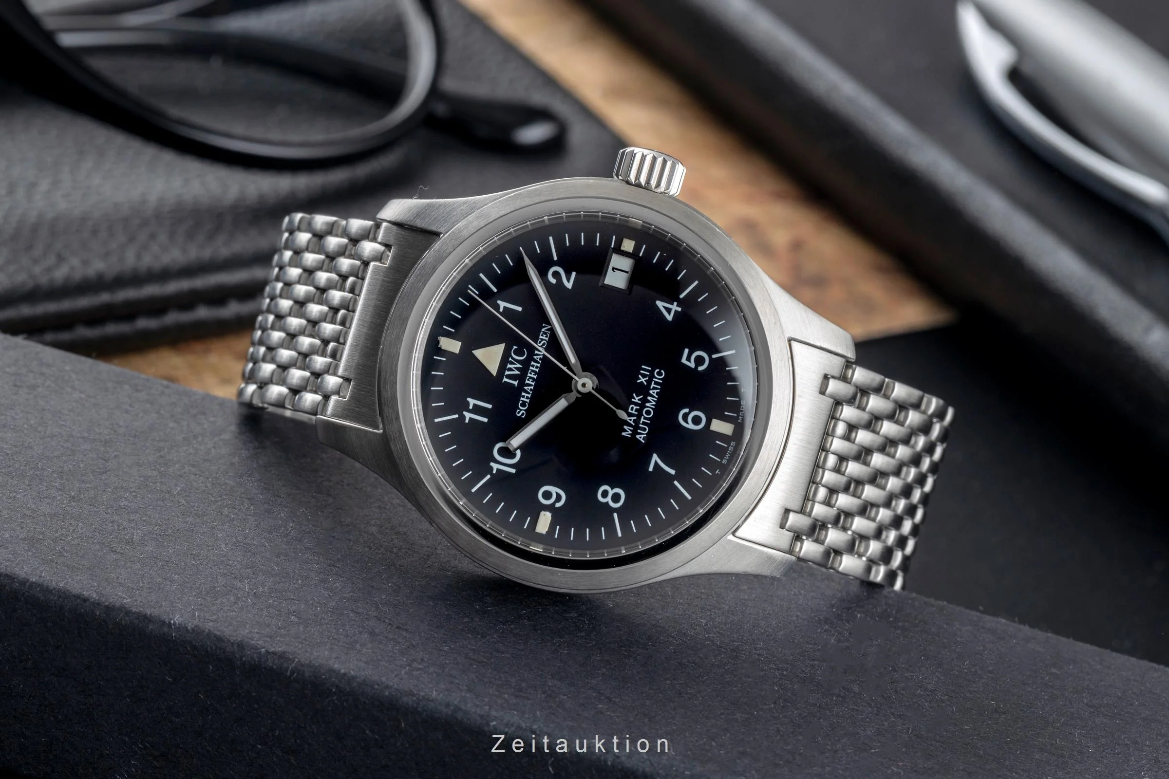 IWC Mark XII steel automatic men's watch IW324102  [2502245] - Image 3