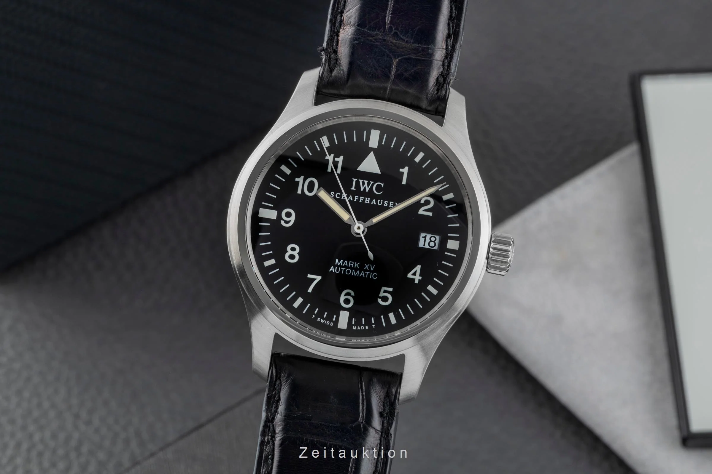 IWC Mark XV steel automatic men's watch IW325302  [2504713] - Image 2