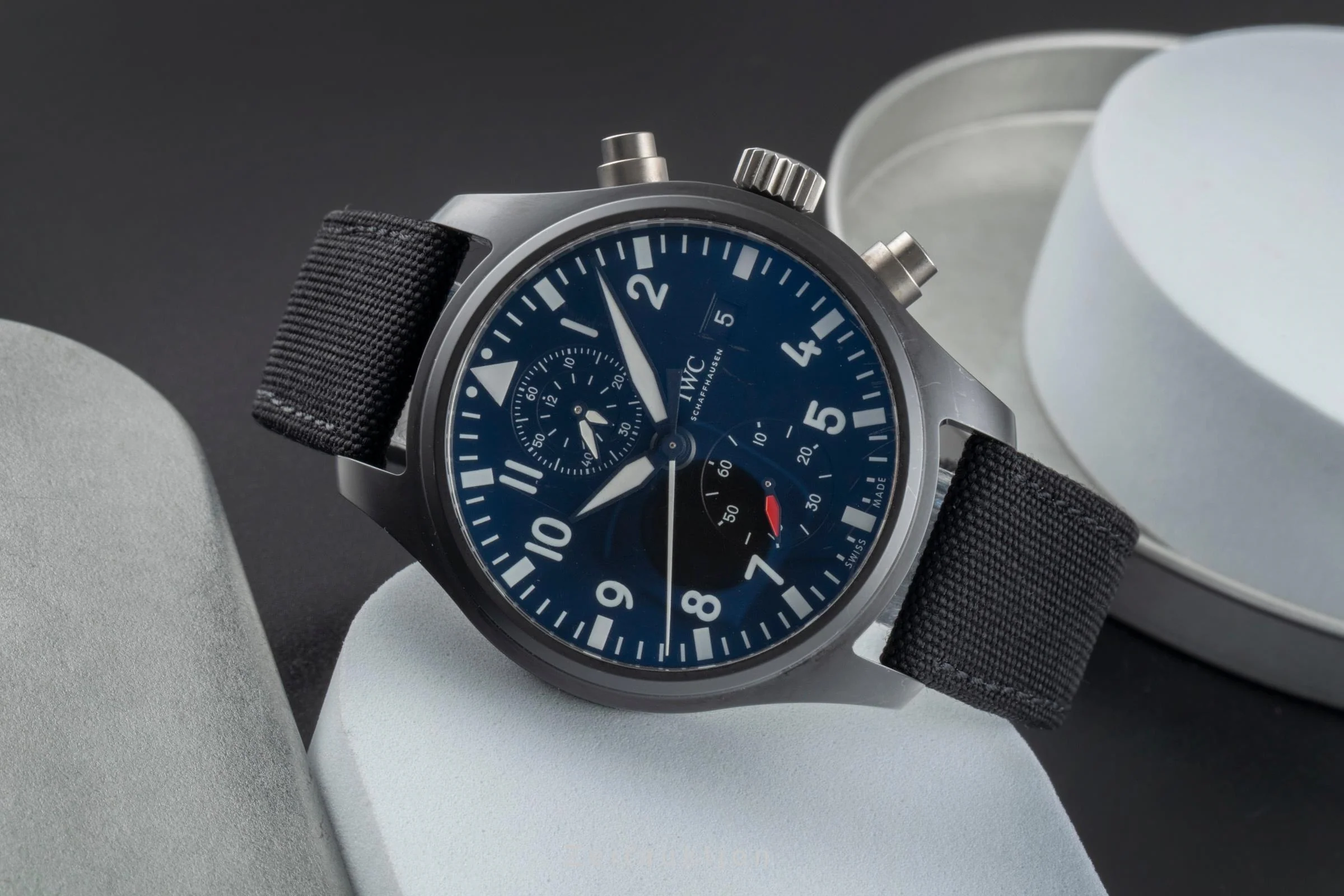 IWC Pilot chronograph ceramic / titanium automatic men's watch IW389001 LP: 9900EUR  [2506356] - Image 3