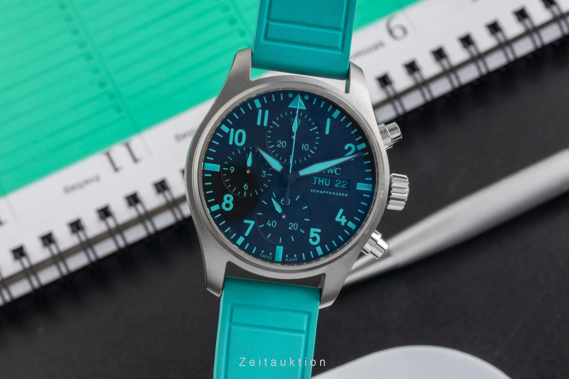 IWC Pilot chronograph titanium automatic men's watch IW388108 LP: 9000EUR  [2504661] - Image 2